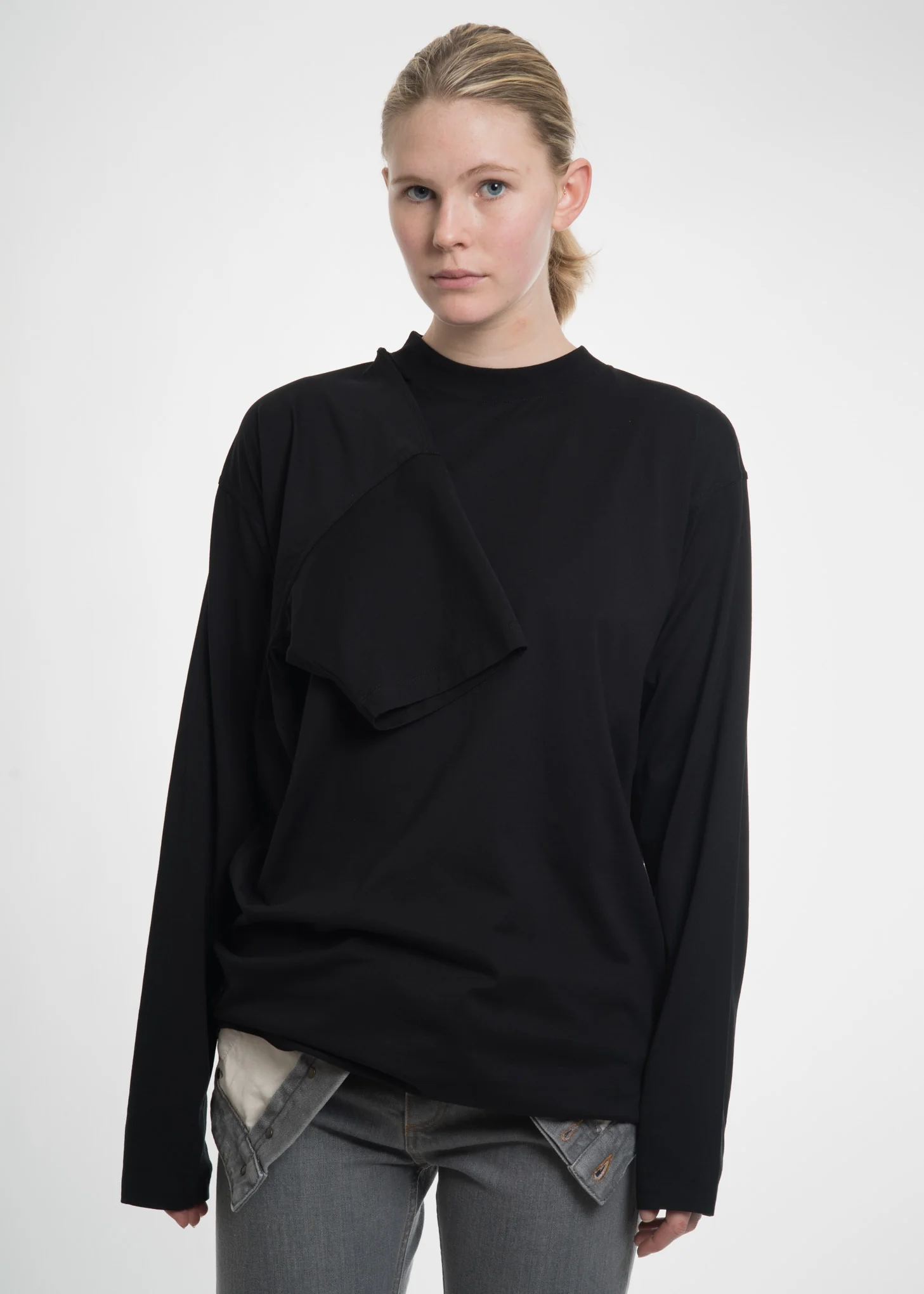 Black Four Sleeved T-Shirt - Image 2