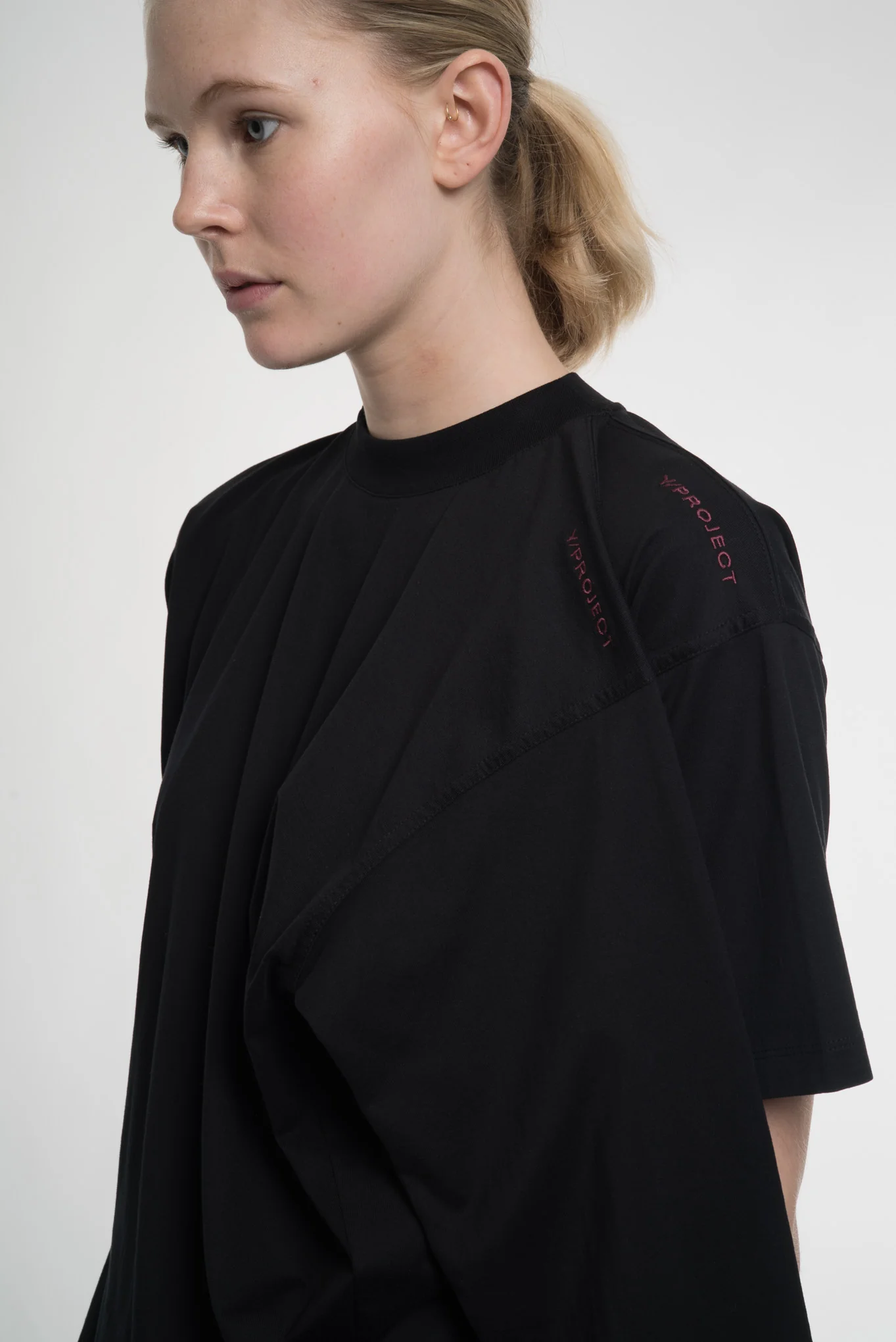 Black Four Sleeved T-Shirt - Image 7