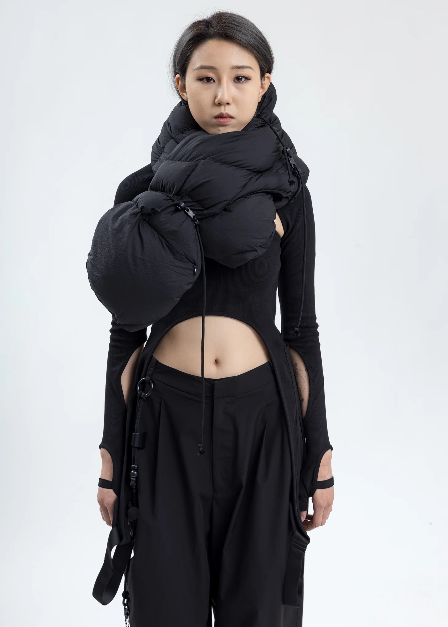 Black Gaiter Vest - Image 8