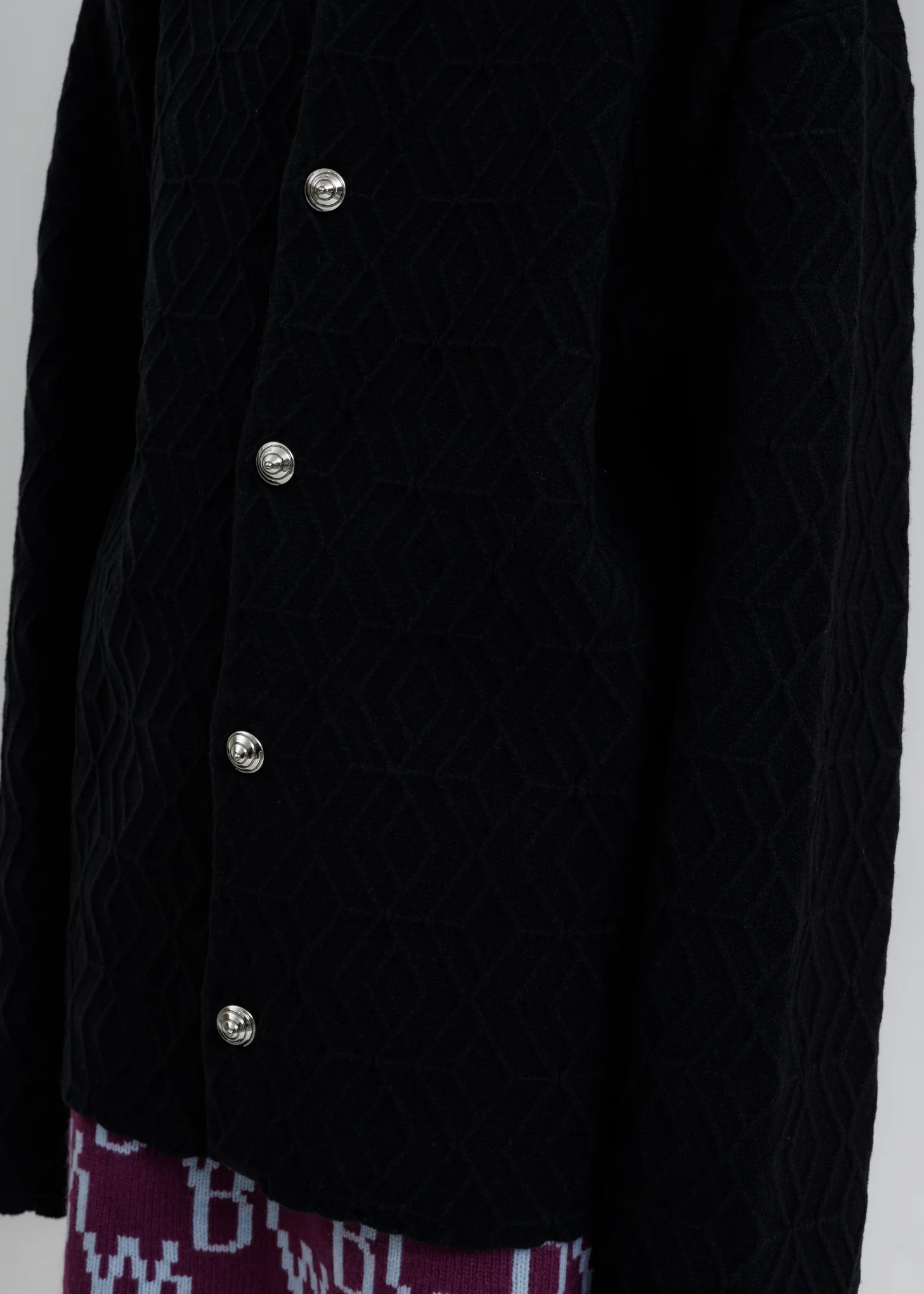 Black Geometric Pattern Knit Cardigan - Image 2