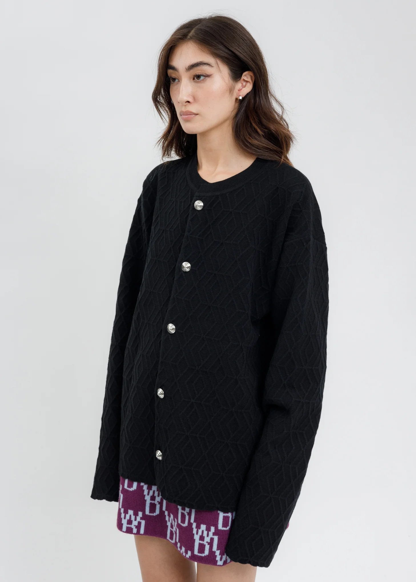 Black Geometric Pattern Knit Cardigan - Image 3