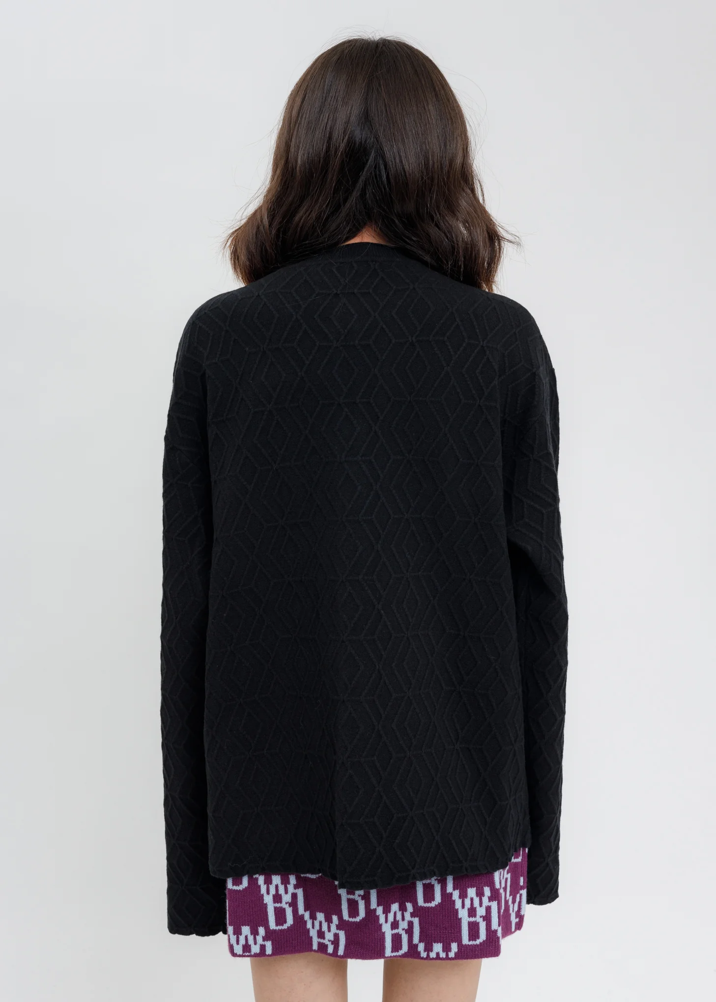 Black Geometric Pattern Knit Cardigan - Image 4