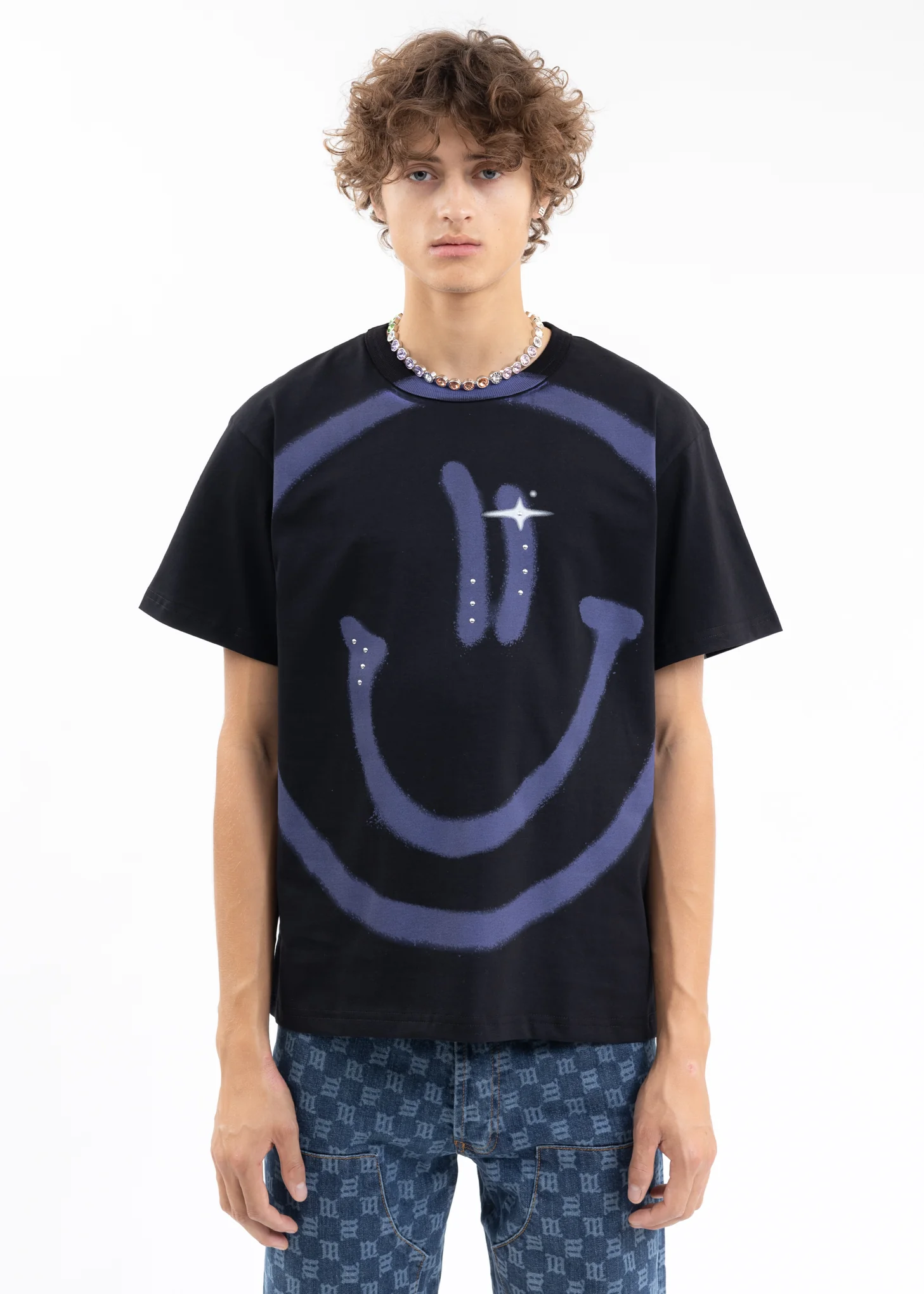 BLACK GIGA SMILEY TSHIRT