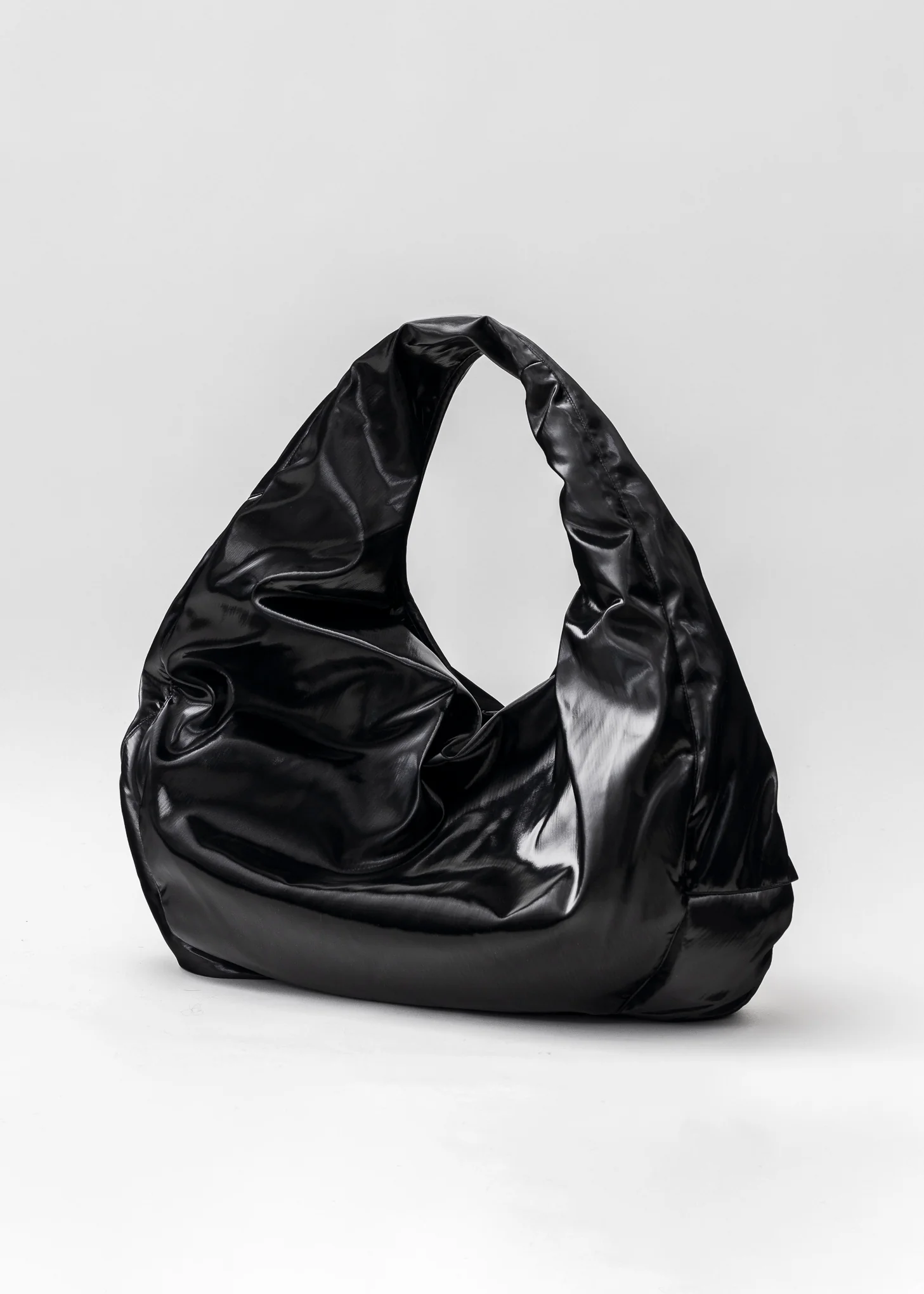 BLACK GLOSSY ENAMEL FOAMED LIDIA BAG - Image 8