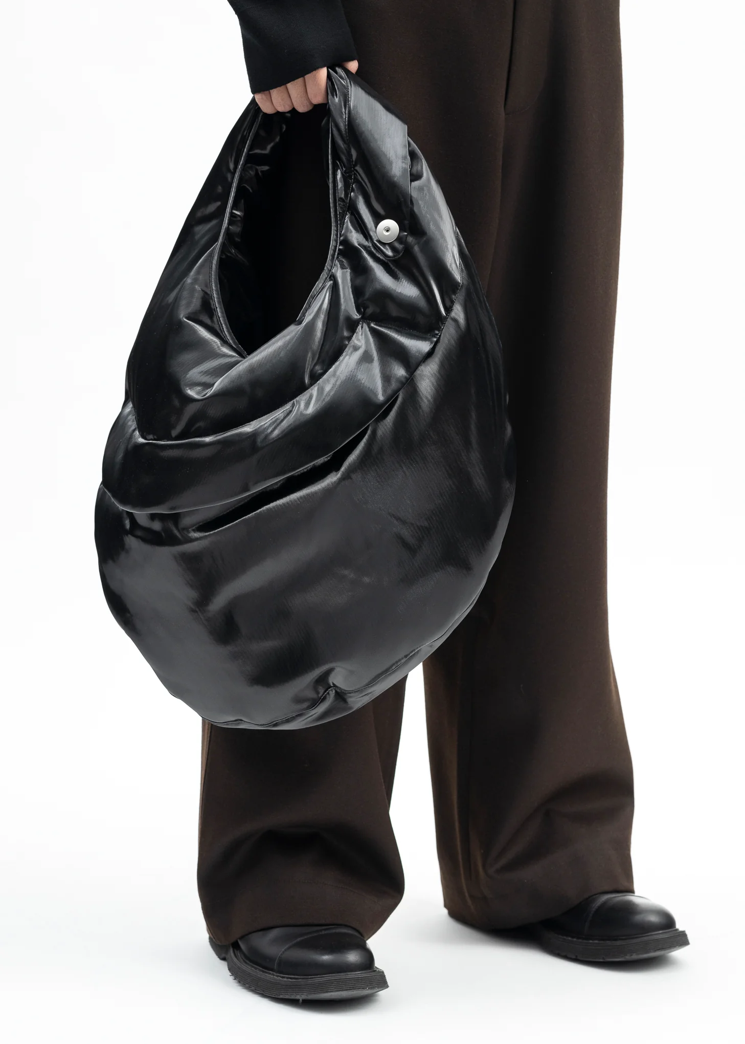 BLACK GLOSSY ENAMEL FOAMED LIDIA BAG - Image 3