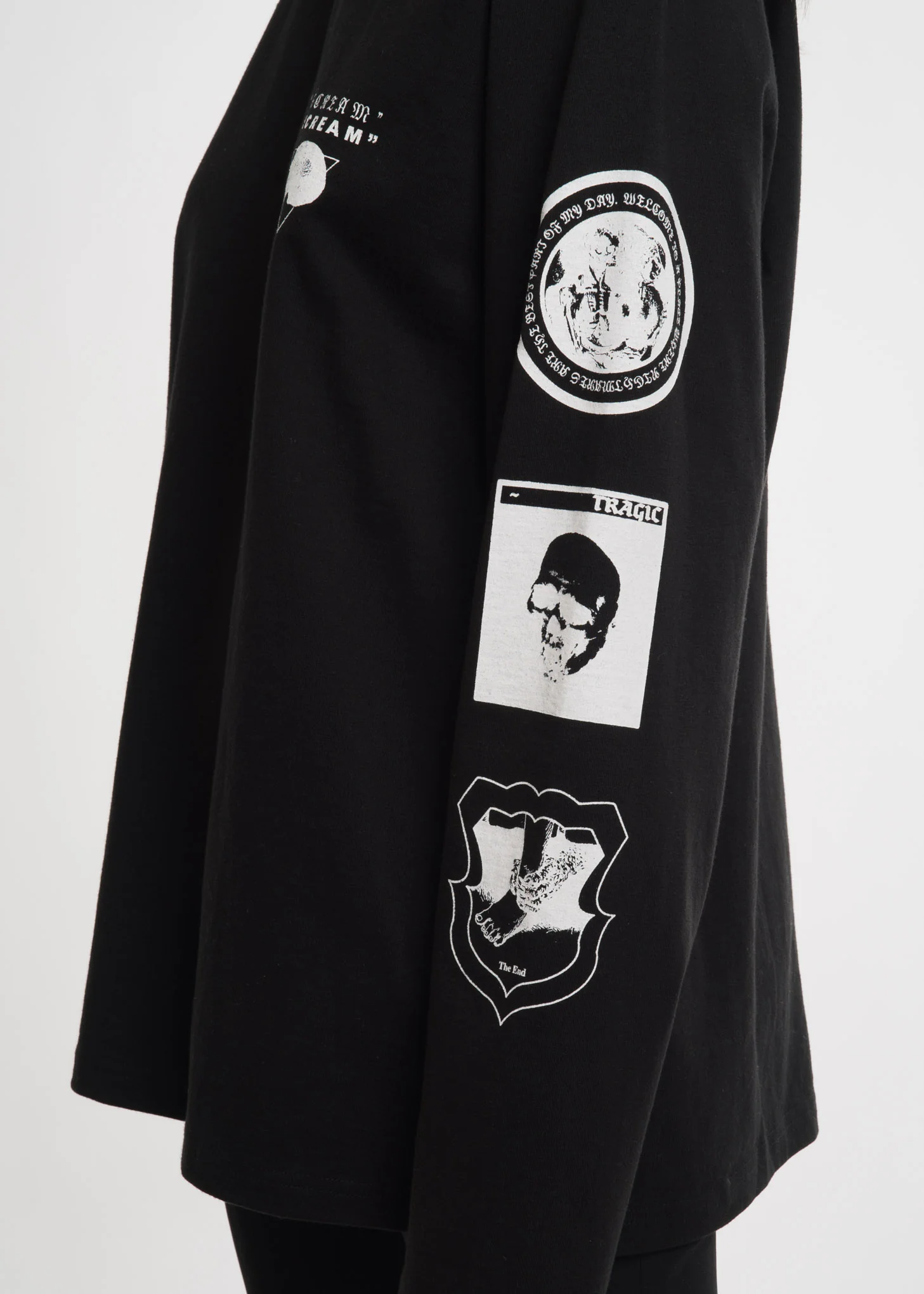 Black Graphic L/S T-Shirt - Image 6