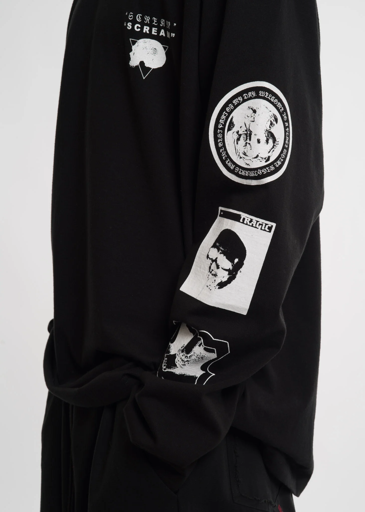 Black Graphic L/S T-Shirt - Image 2