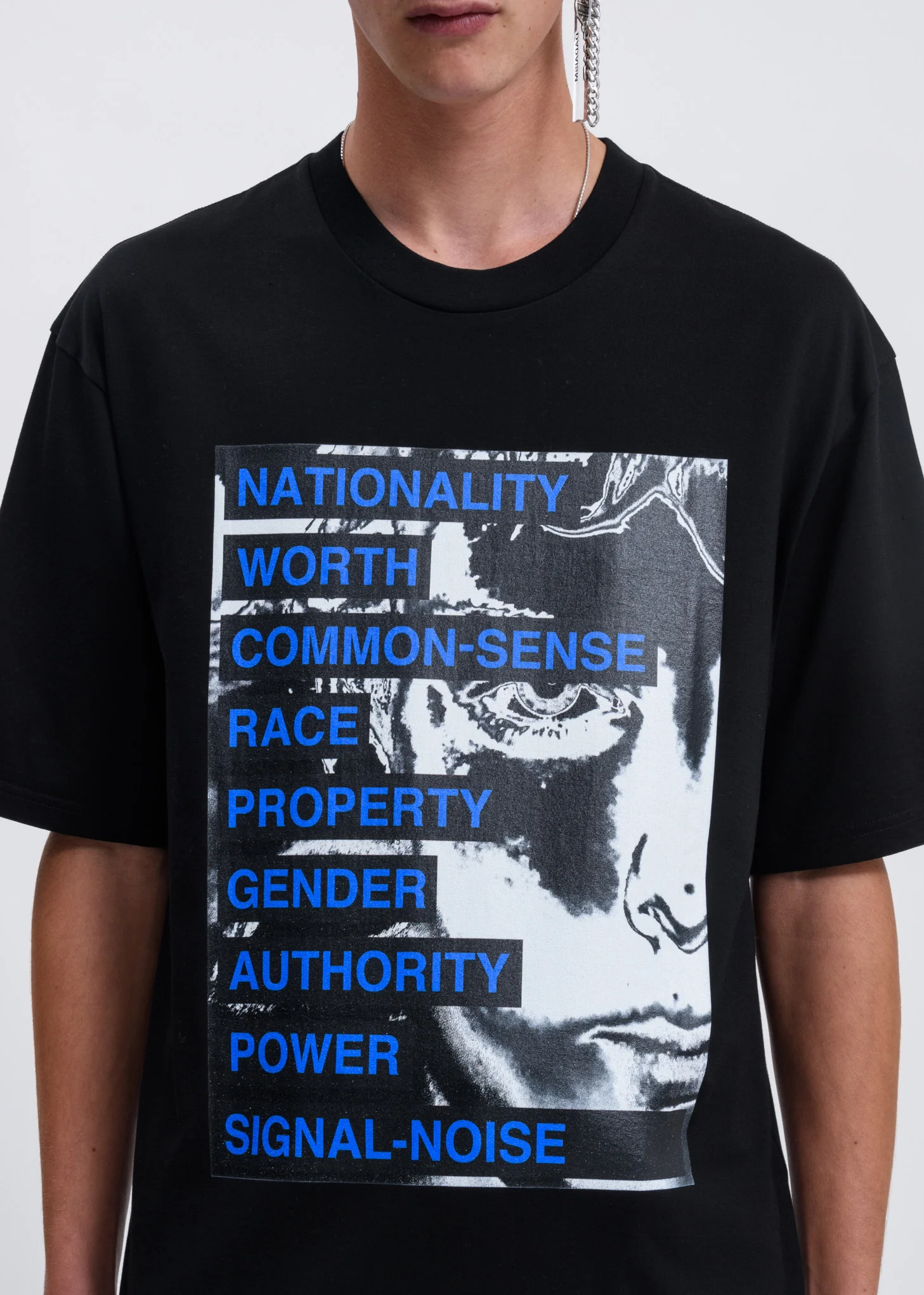 Black Graphic Print T-shirt - Image 2