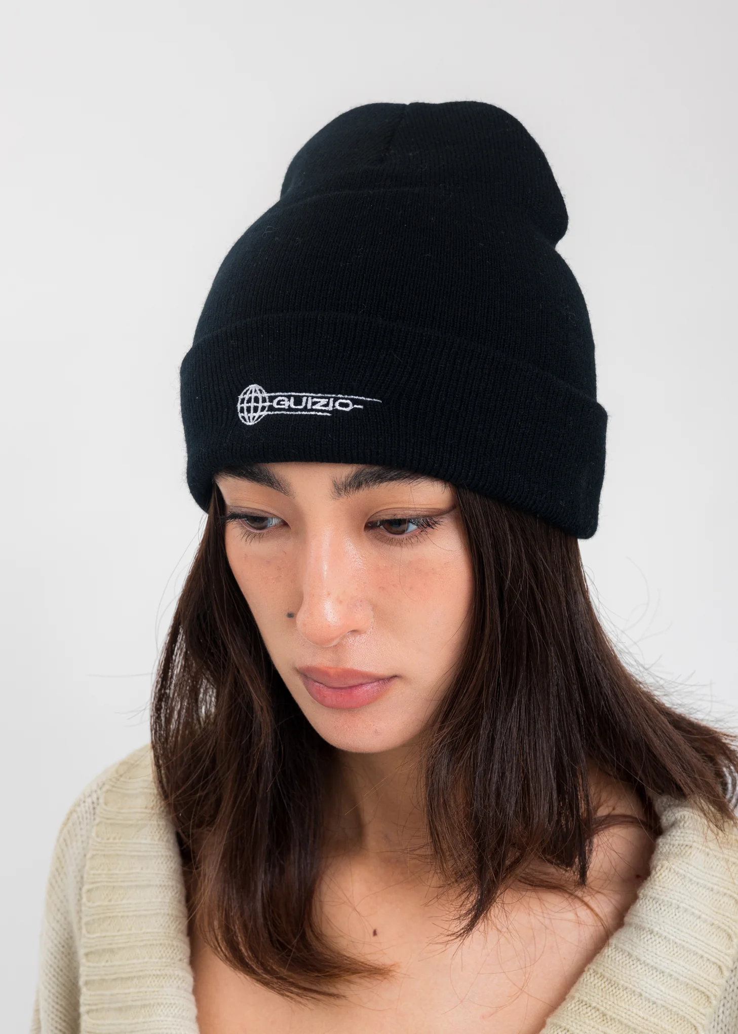 Black Guizio Logo Beanie - Image 2