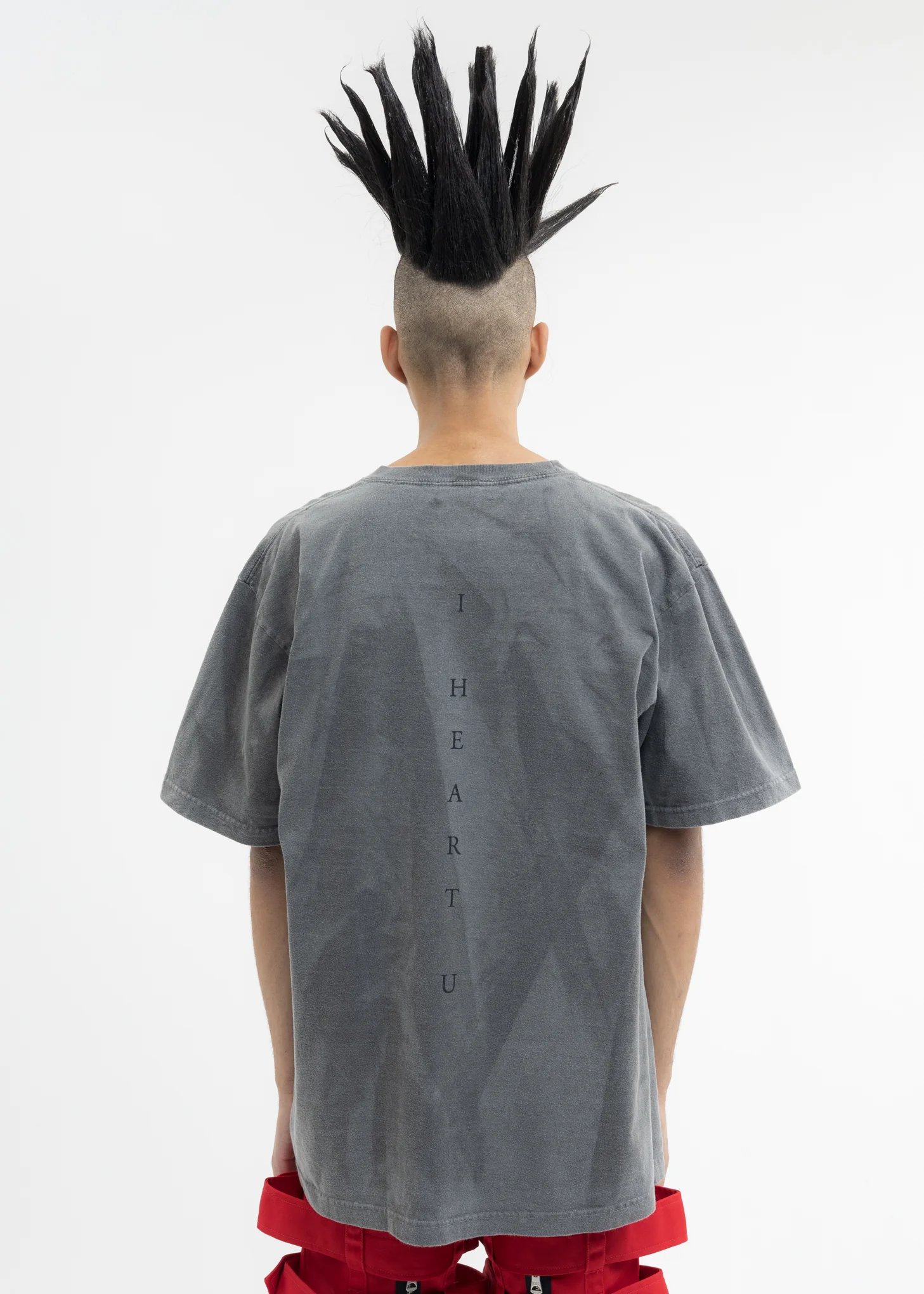 Black Hand Dyed T-Shirt - I HEART U Artwork by TREVOR BROWN - Image 3