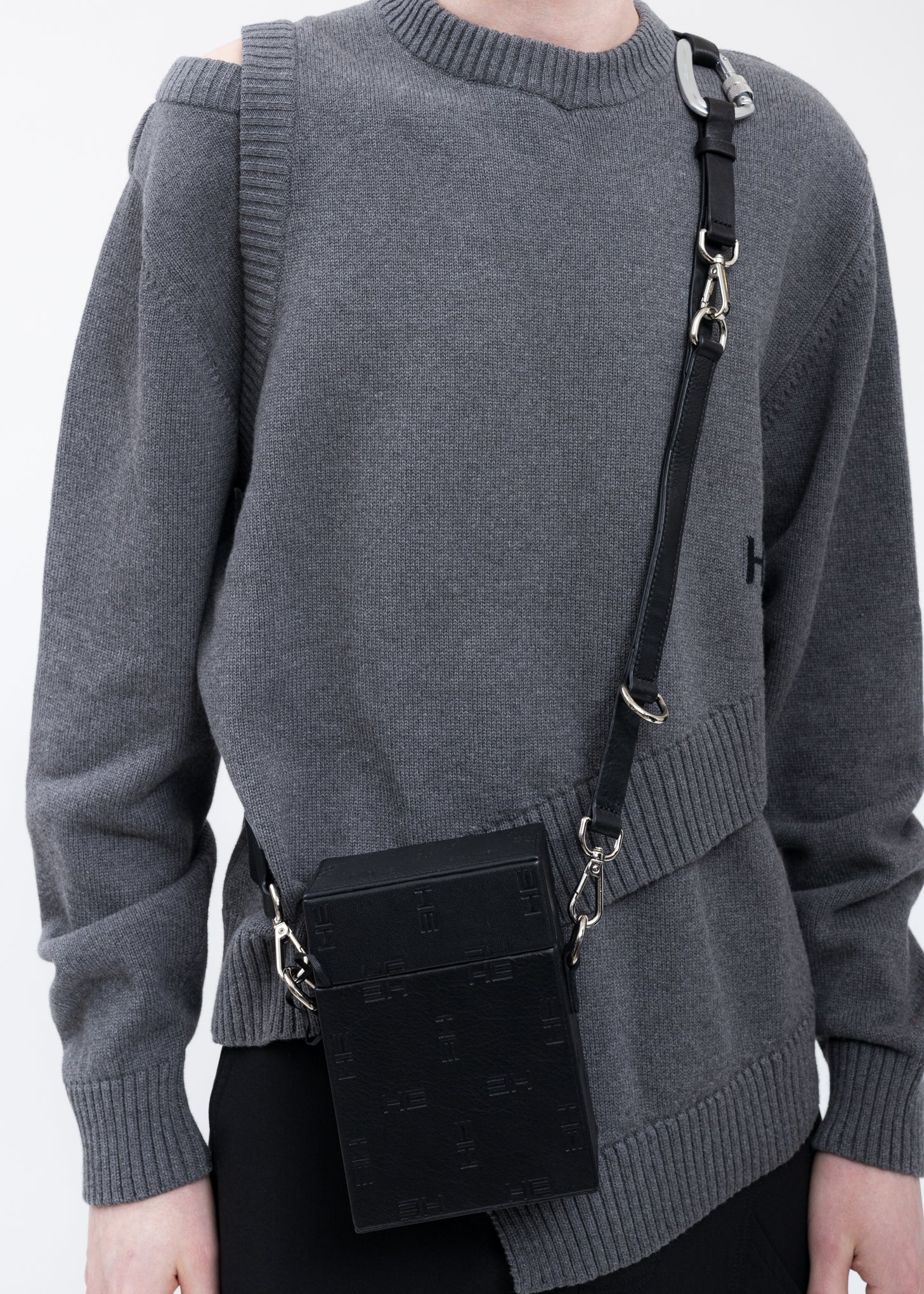 Black HE MONOGRAM STRAP BOX Bag - Image 2
