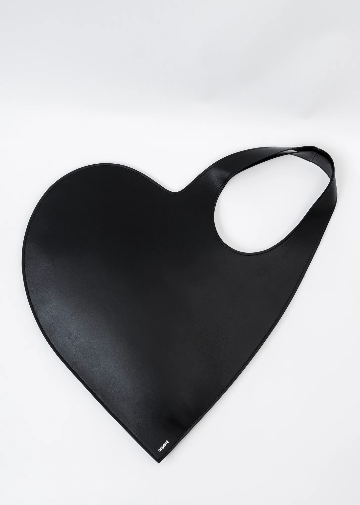 BLACK HEART TOTE BAG
