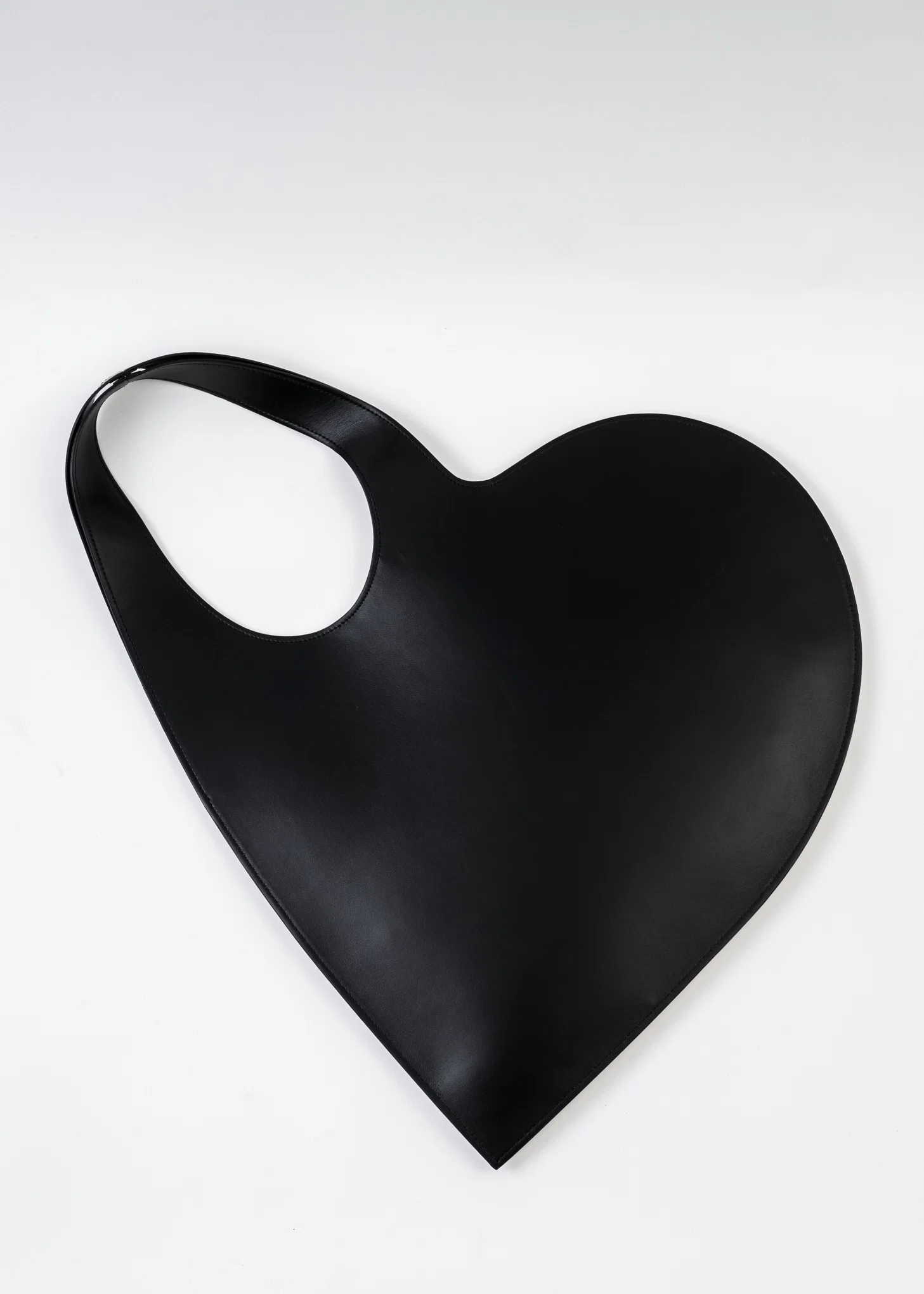 BLACK HEART TOTE BAG - Image 7