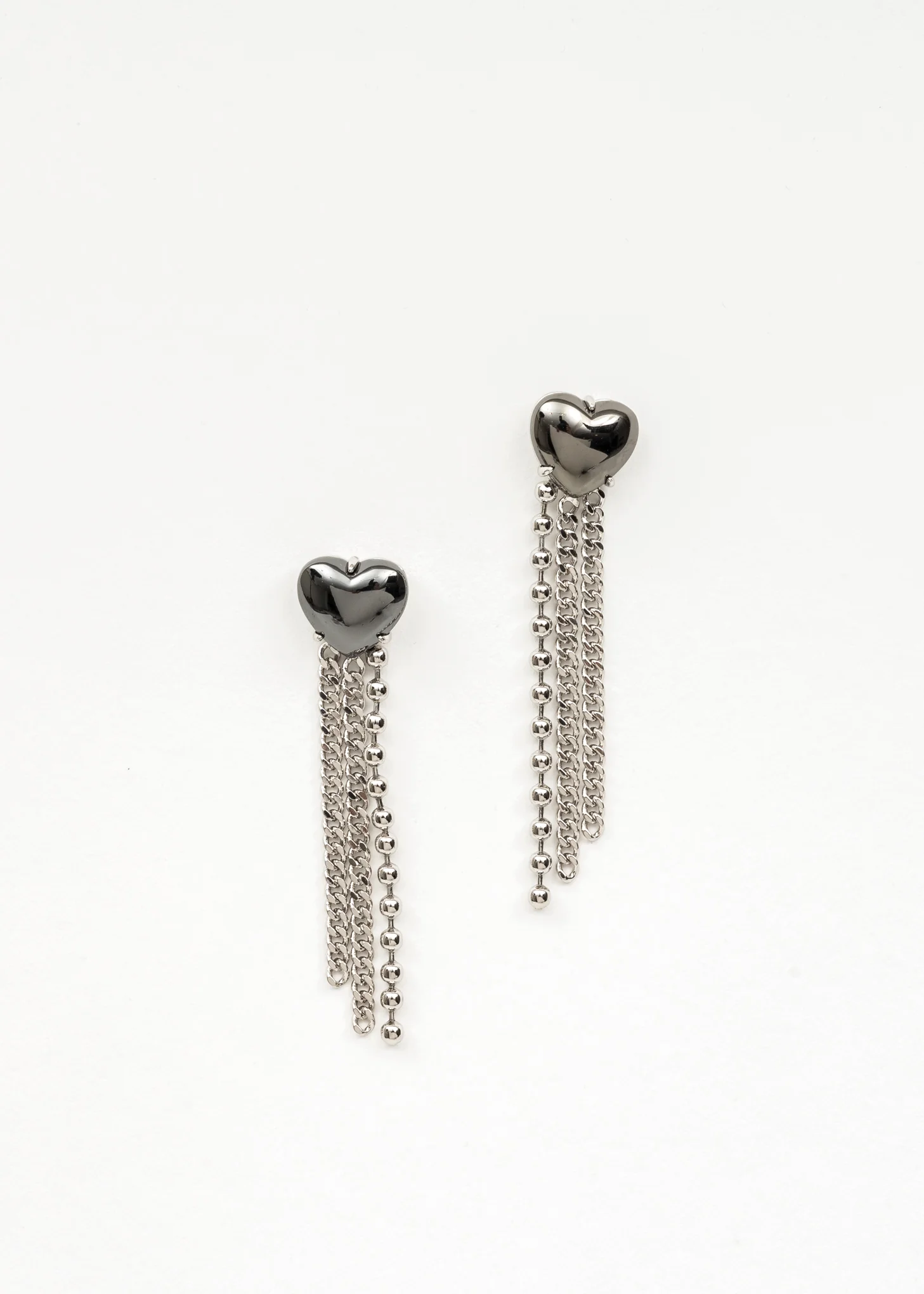 Black Heart And Chains Earring -Single