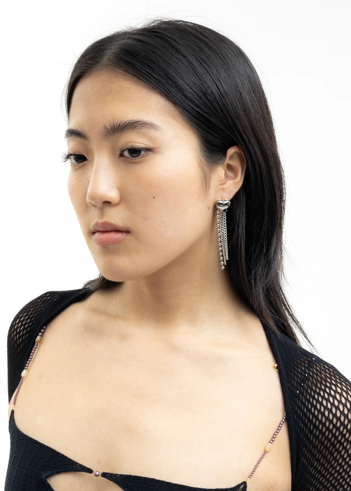 Black Heart And Chains Earring -Single - Image 3