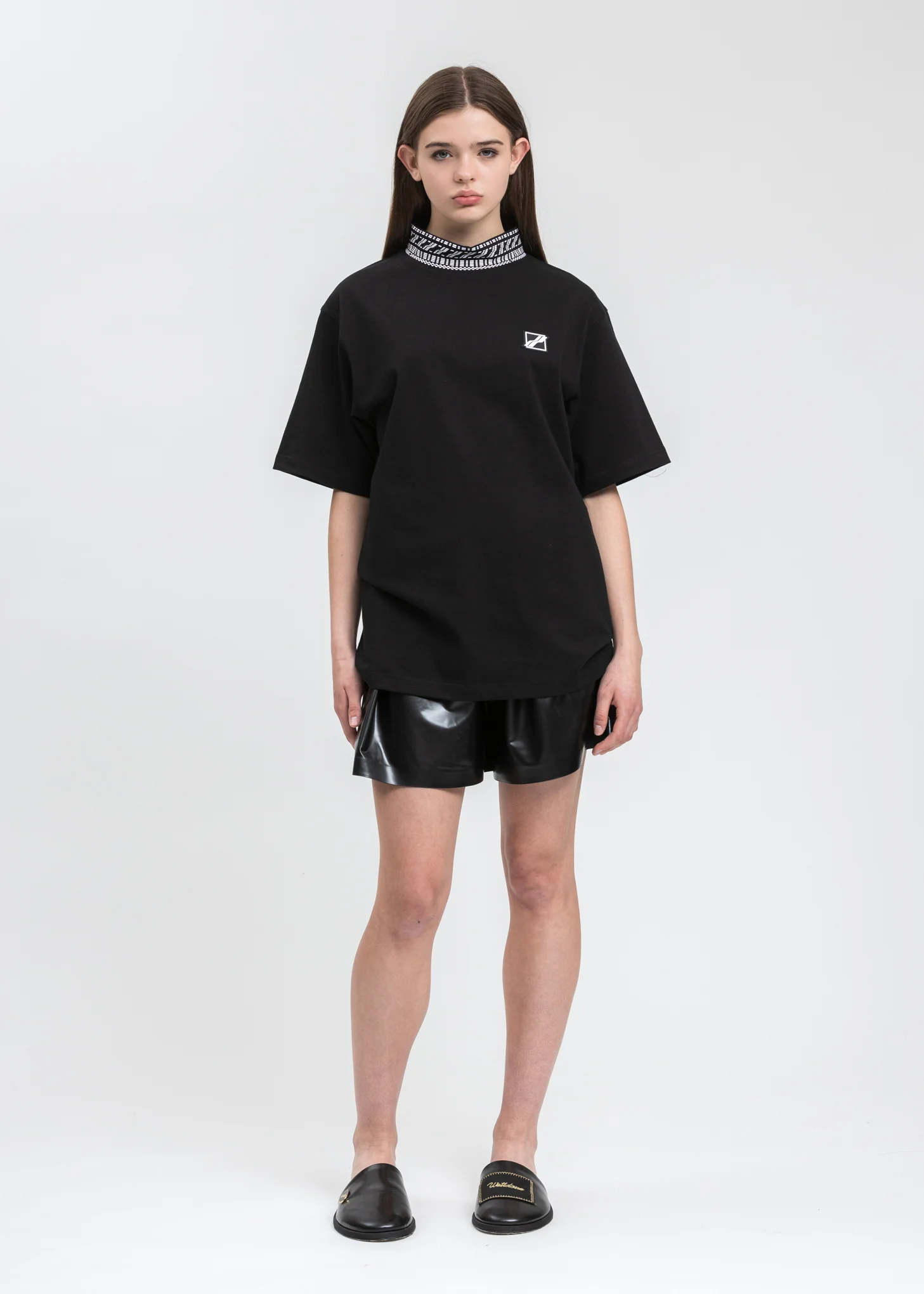 Black High Neck Logo 1/2 T-Shirt - Image 5
