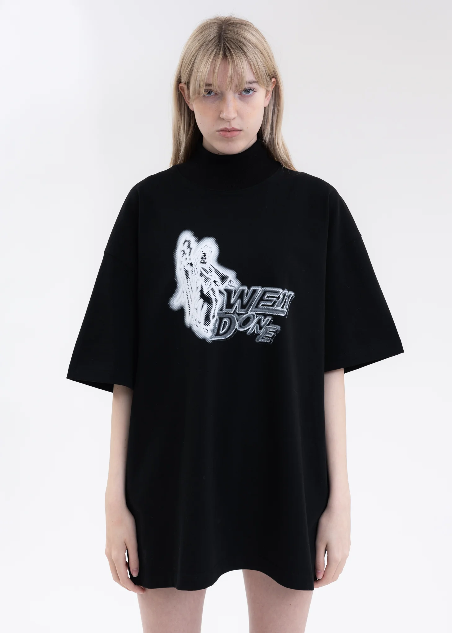 BLACK HIGH NECK T-SHIRT