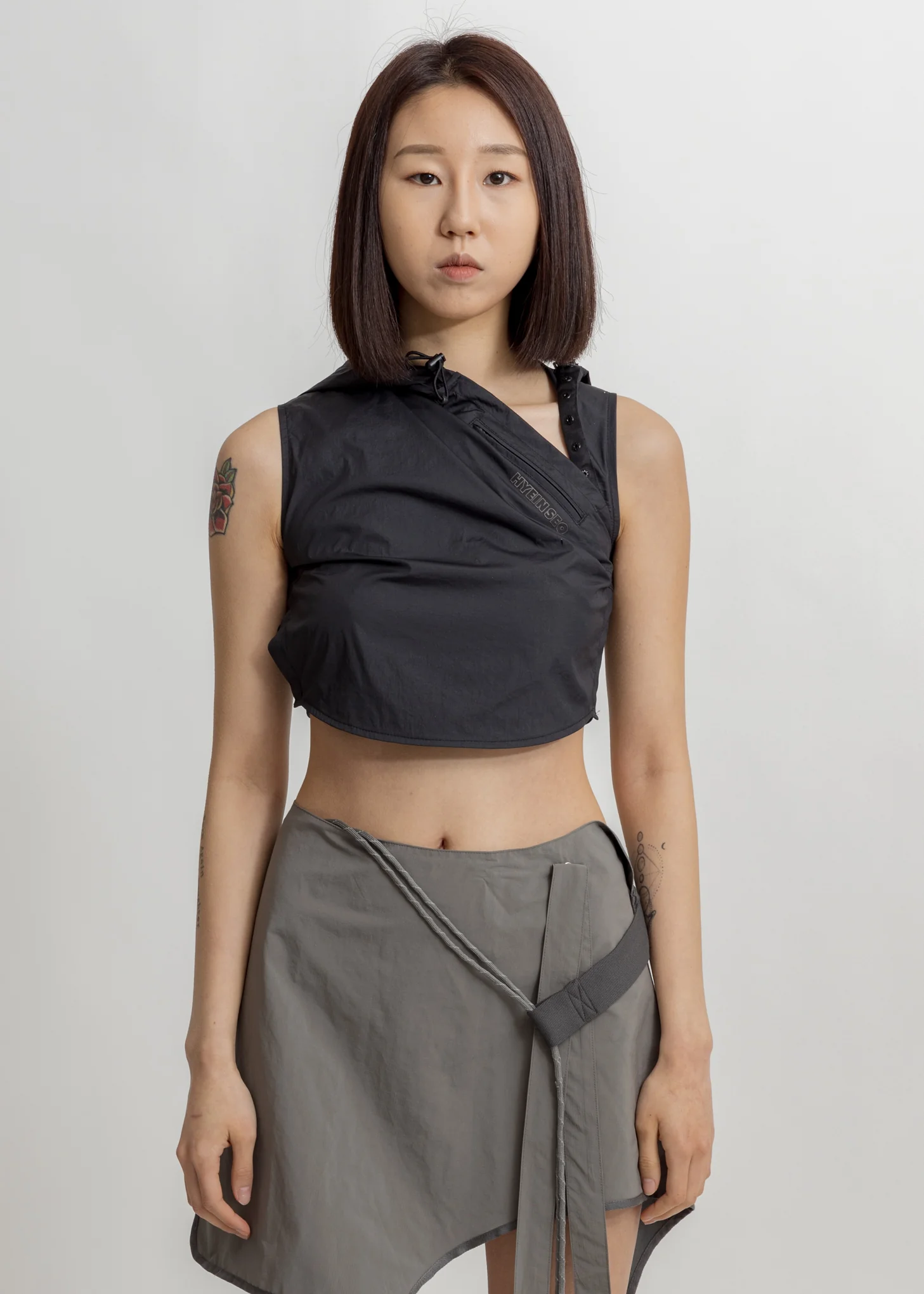 Black Hooded Cropped Top