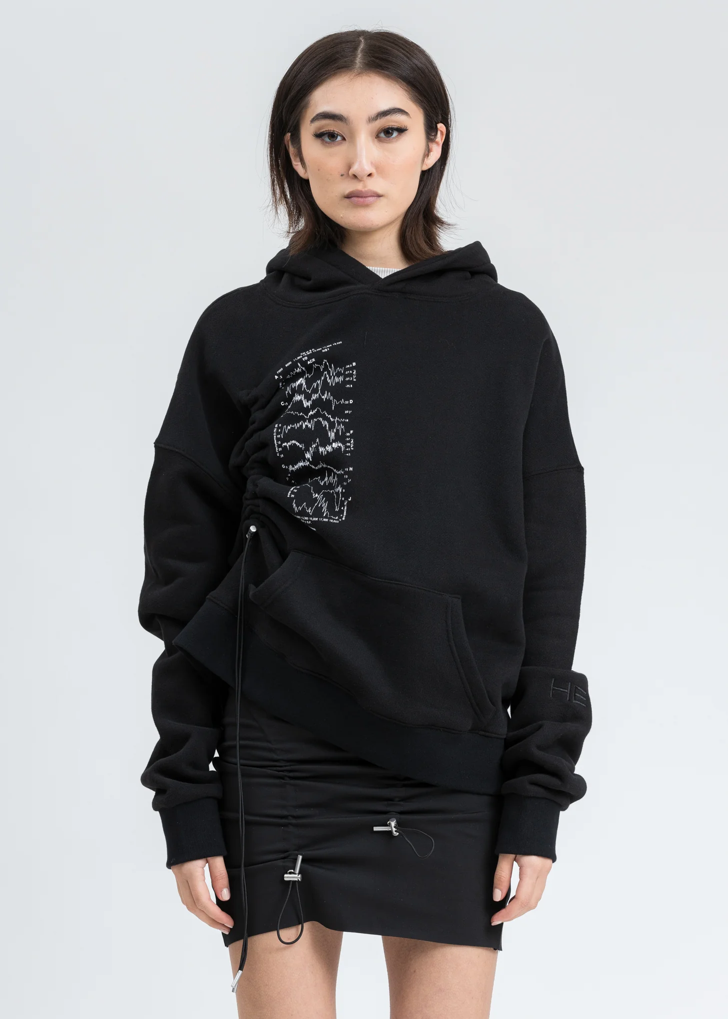 Black Hoodie w Drawstring