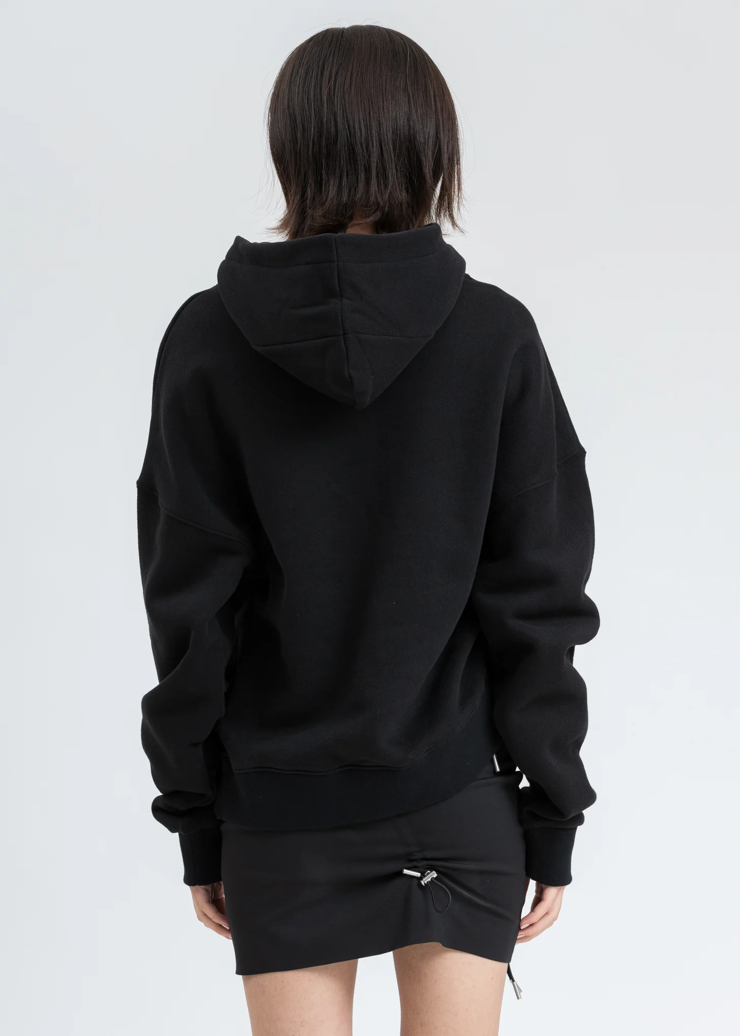 Black Hoodie w Drawstring - Image 4