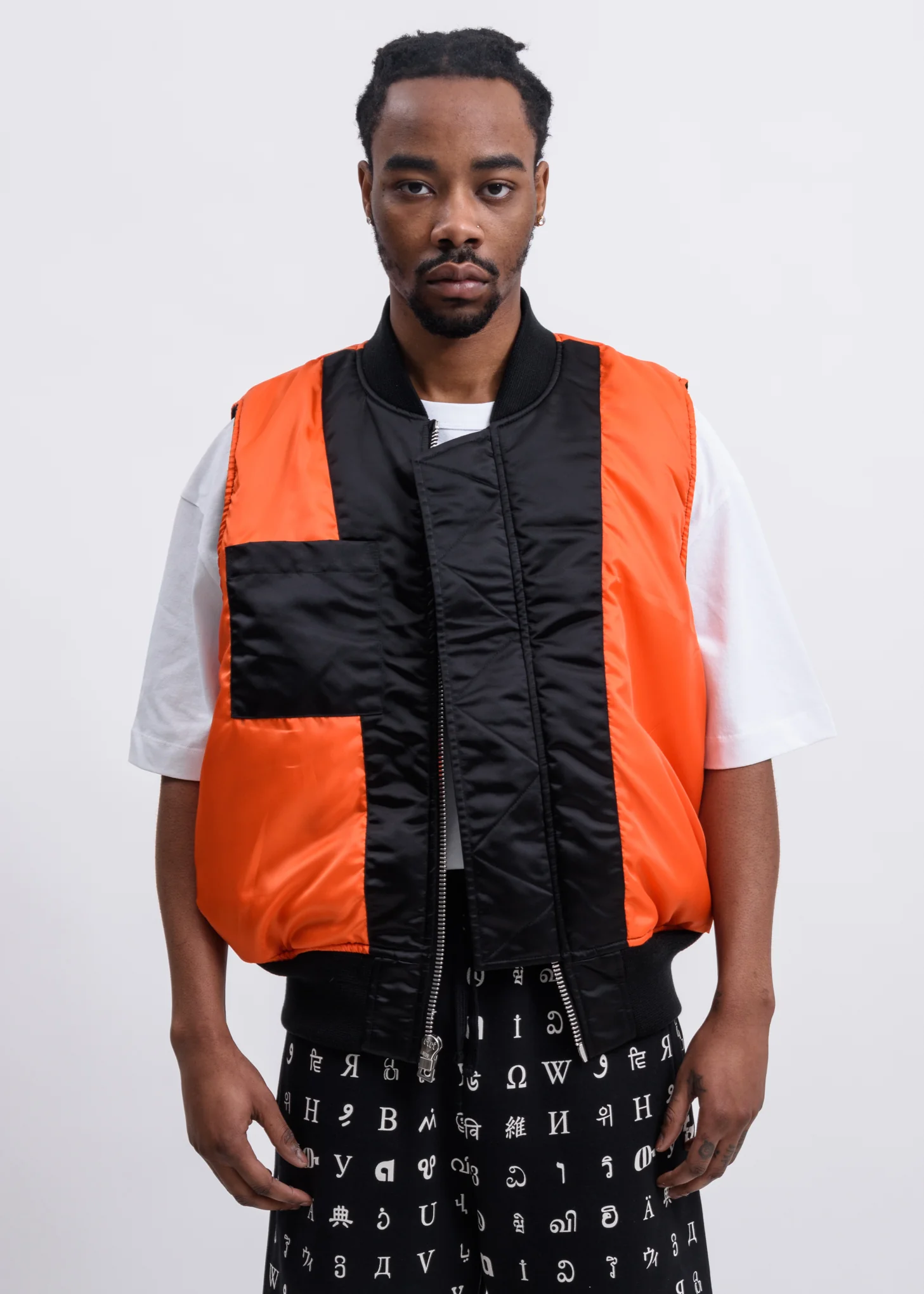 Black Horizon Vest - Image 8