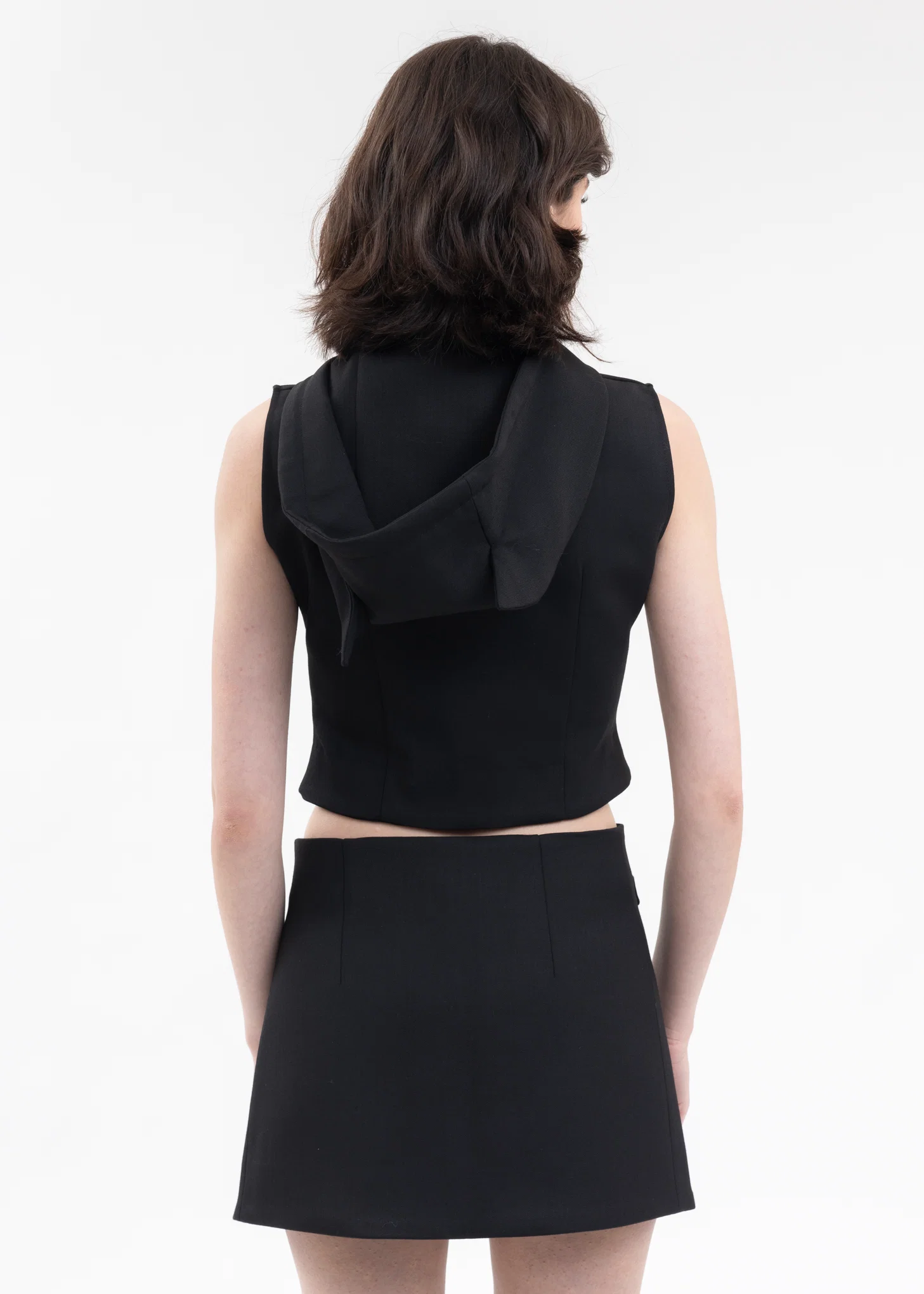 BLACK HORN TAILORED VEST - Image 8