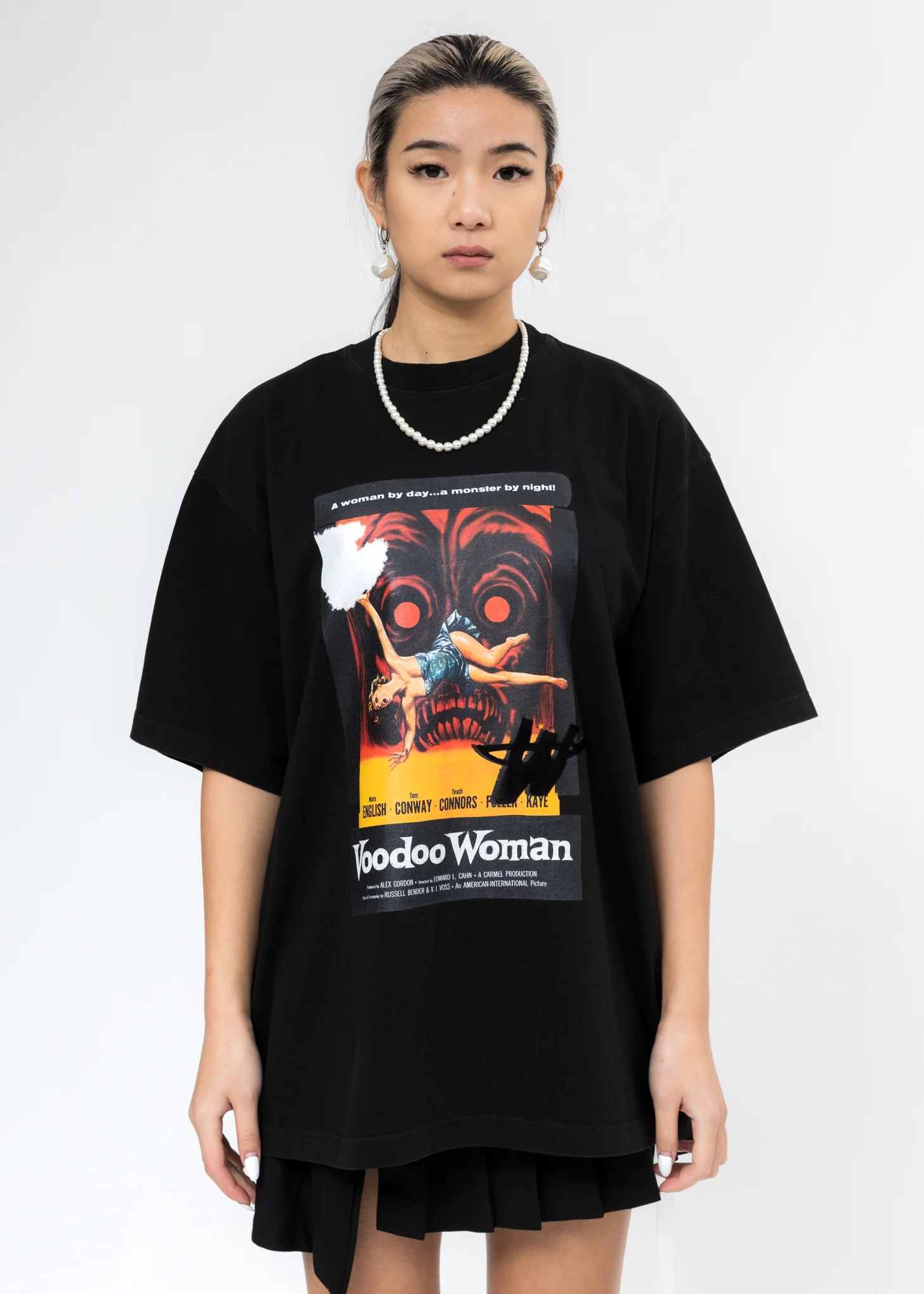 Black Horror Movie T-Shirt