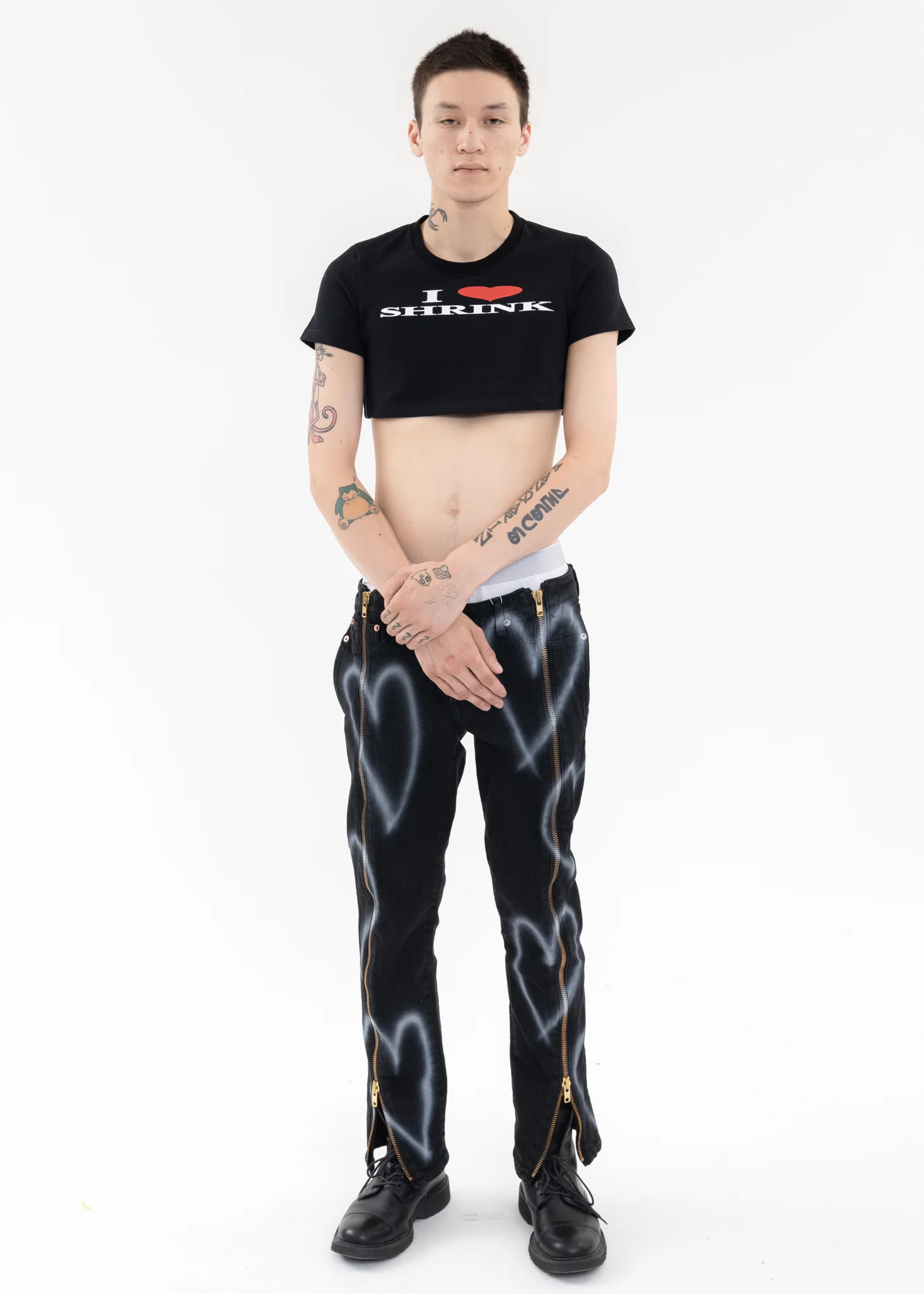 Black I ♡ SHRINK T-SHIRT - Image 5