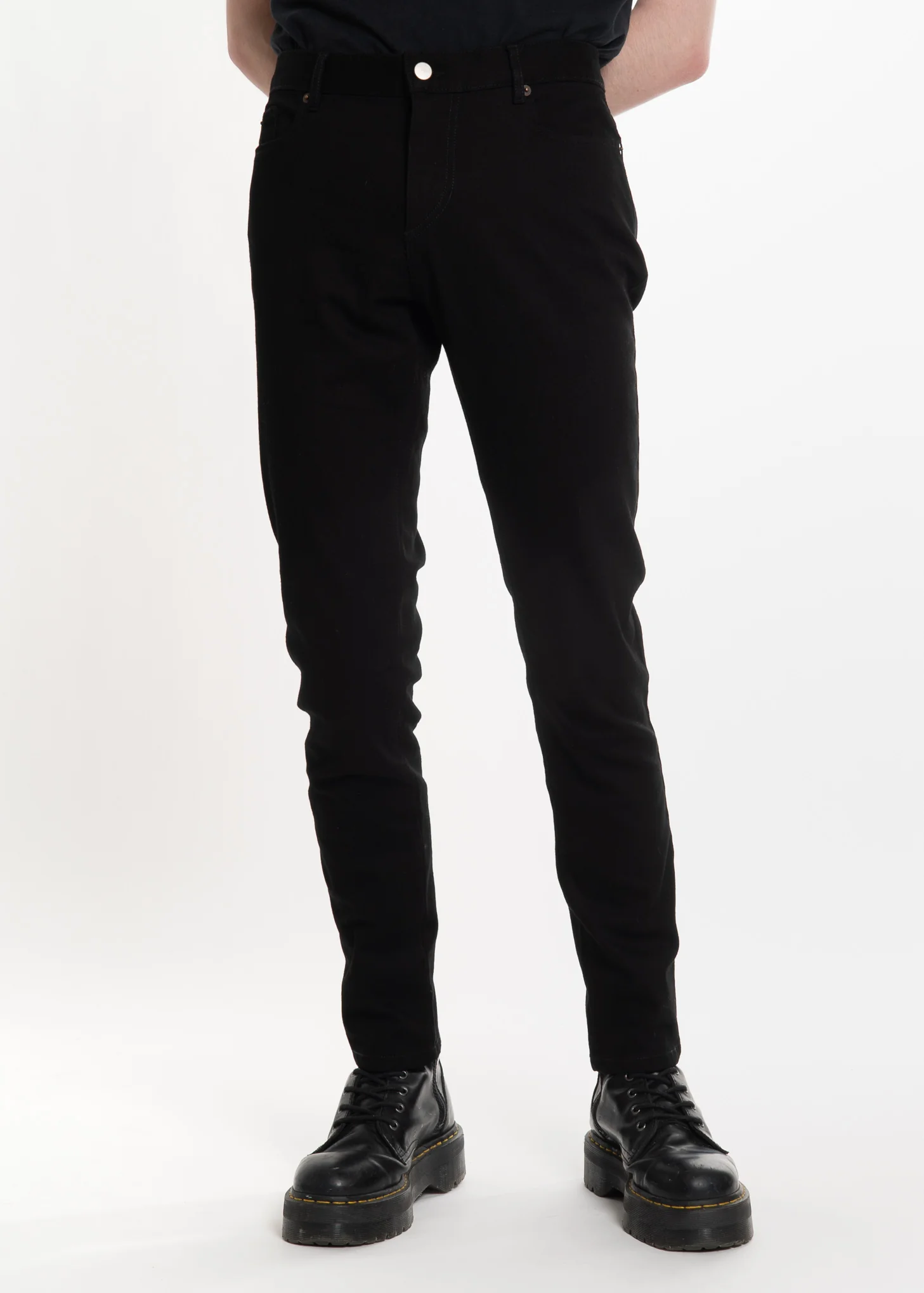 Black J01 Skinny Jeans
