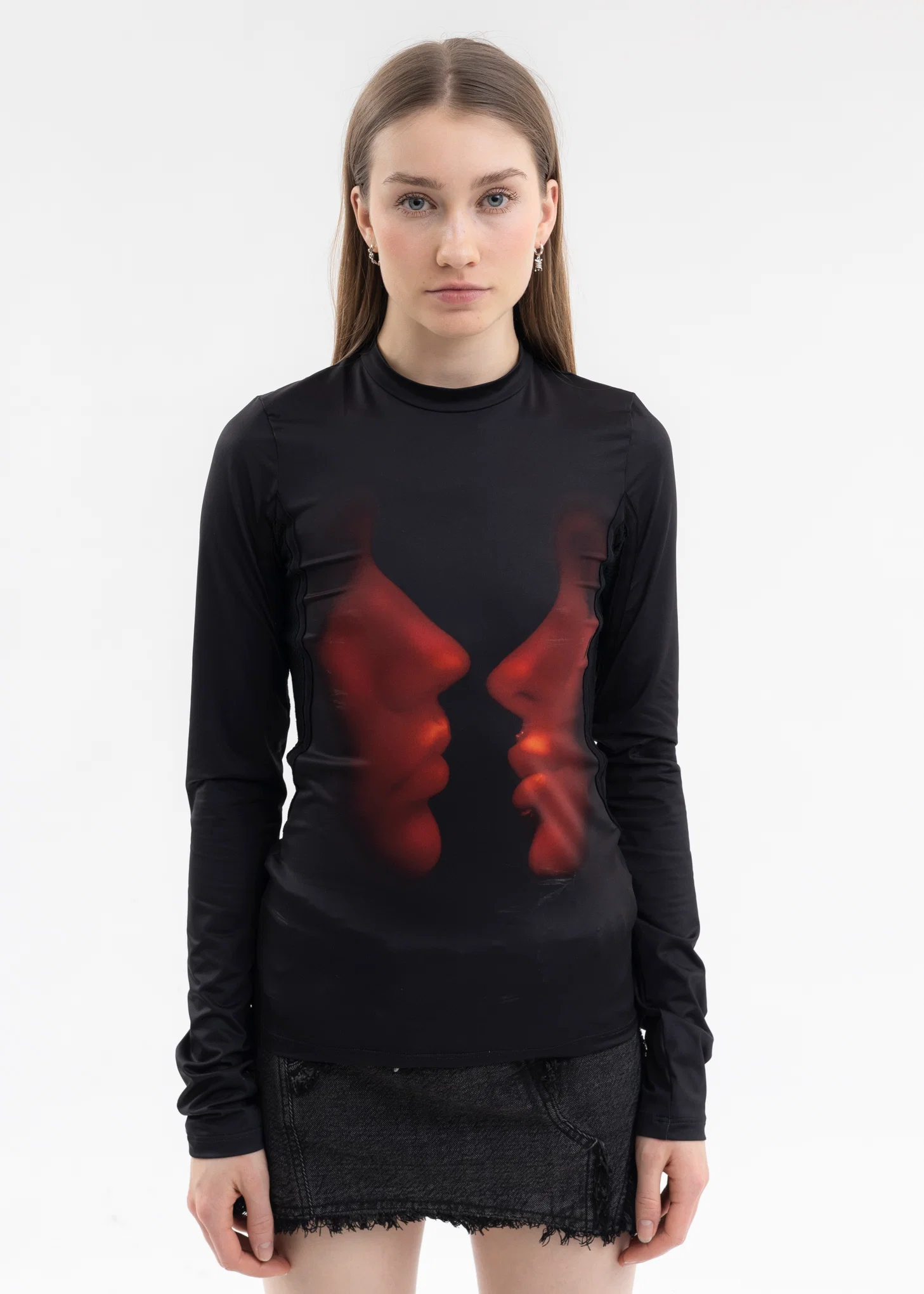 BLACK KISS TECHNICAL LONG SLEEVE T-SHIRT