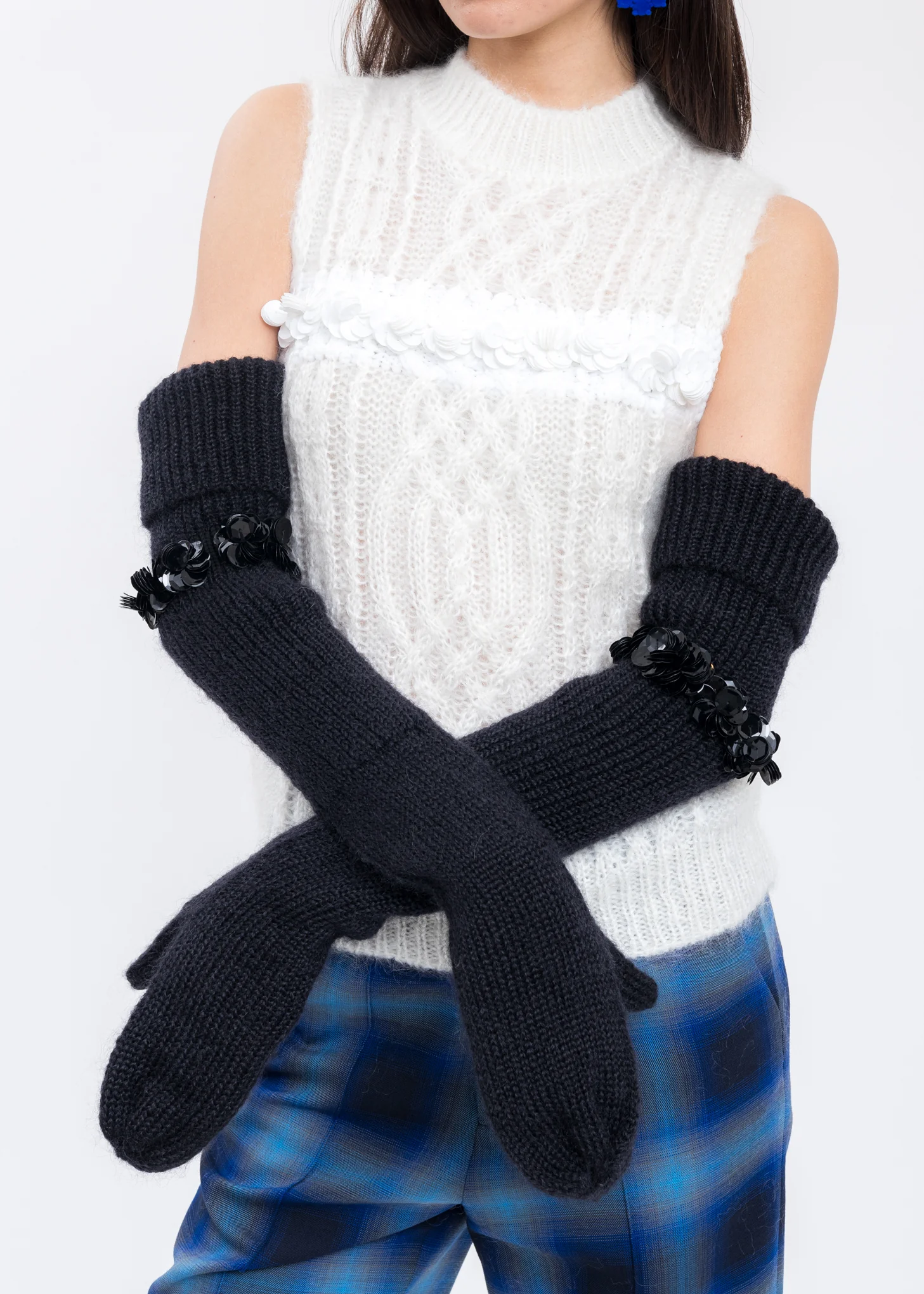 Black Knit Gloves - Image 2