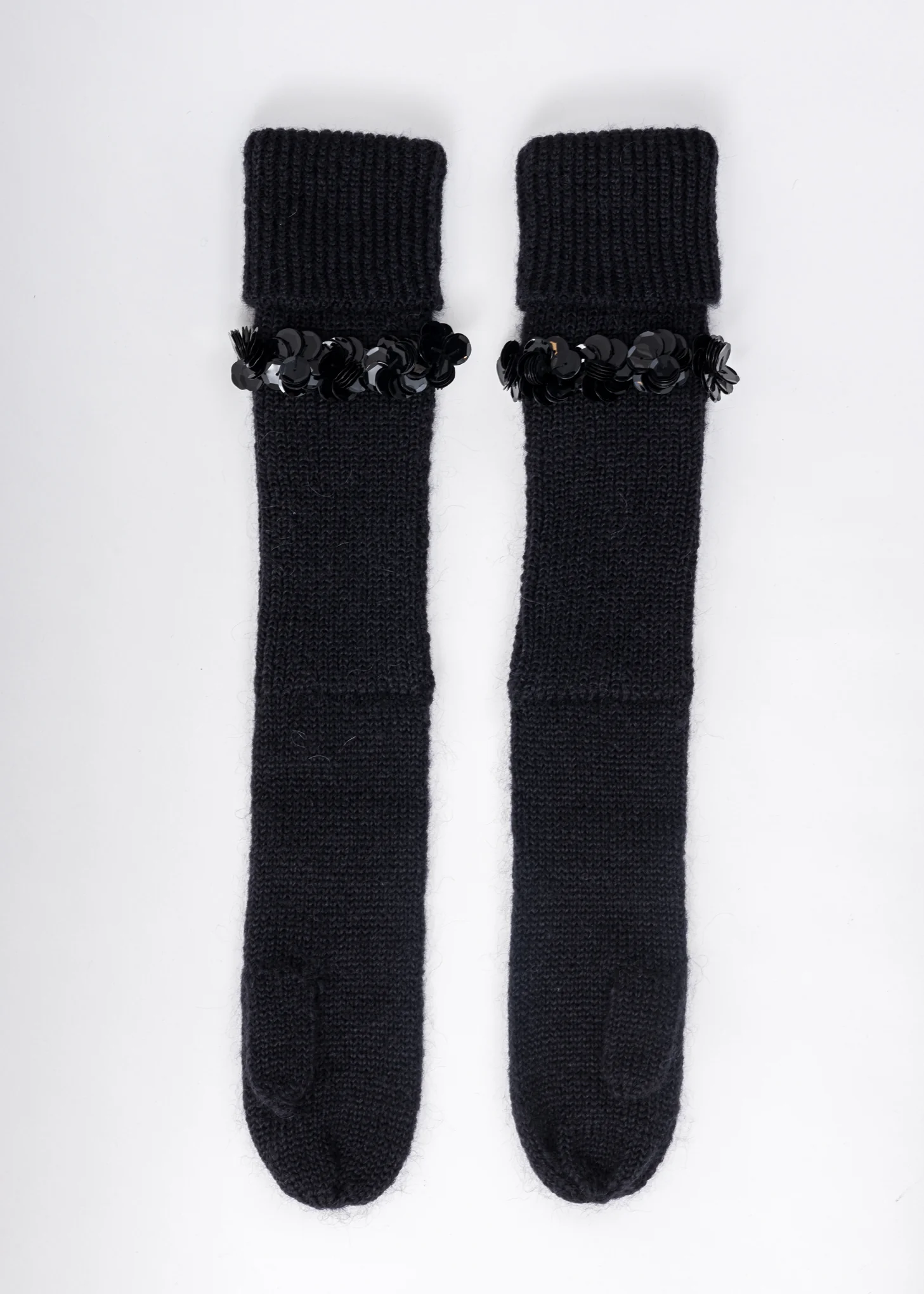 Black Knit Gloves - Image 4