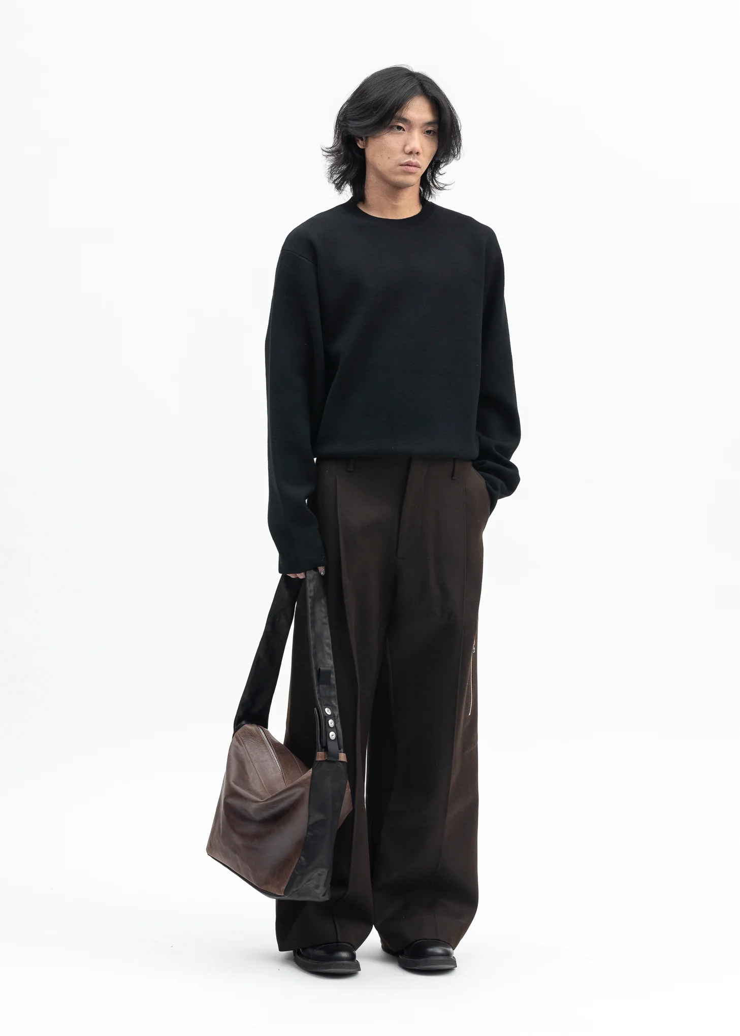 BLACK KNITTED CREWNECK JUMPER - Image 7