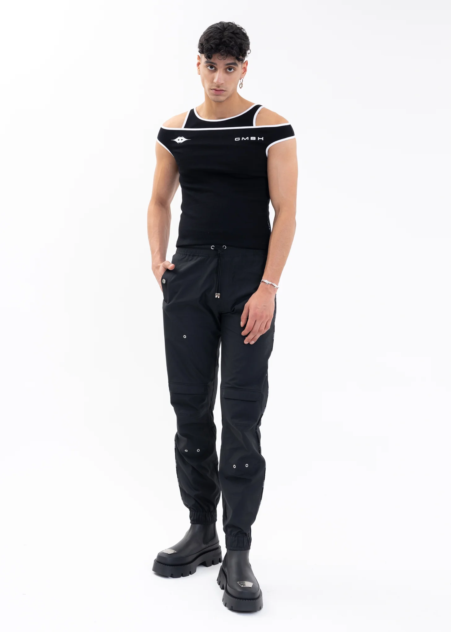 BLACK Knitted OFF SHOULDER TANK TOP - Image 5