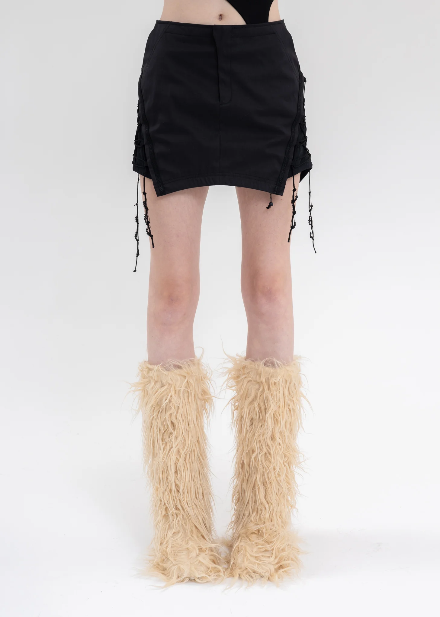 BLACK LACED MINI SKIRT