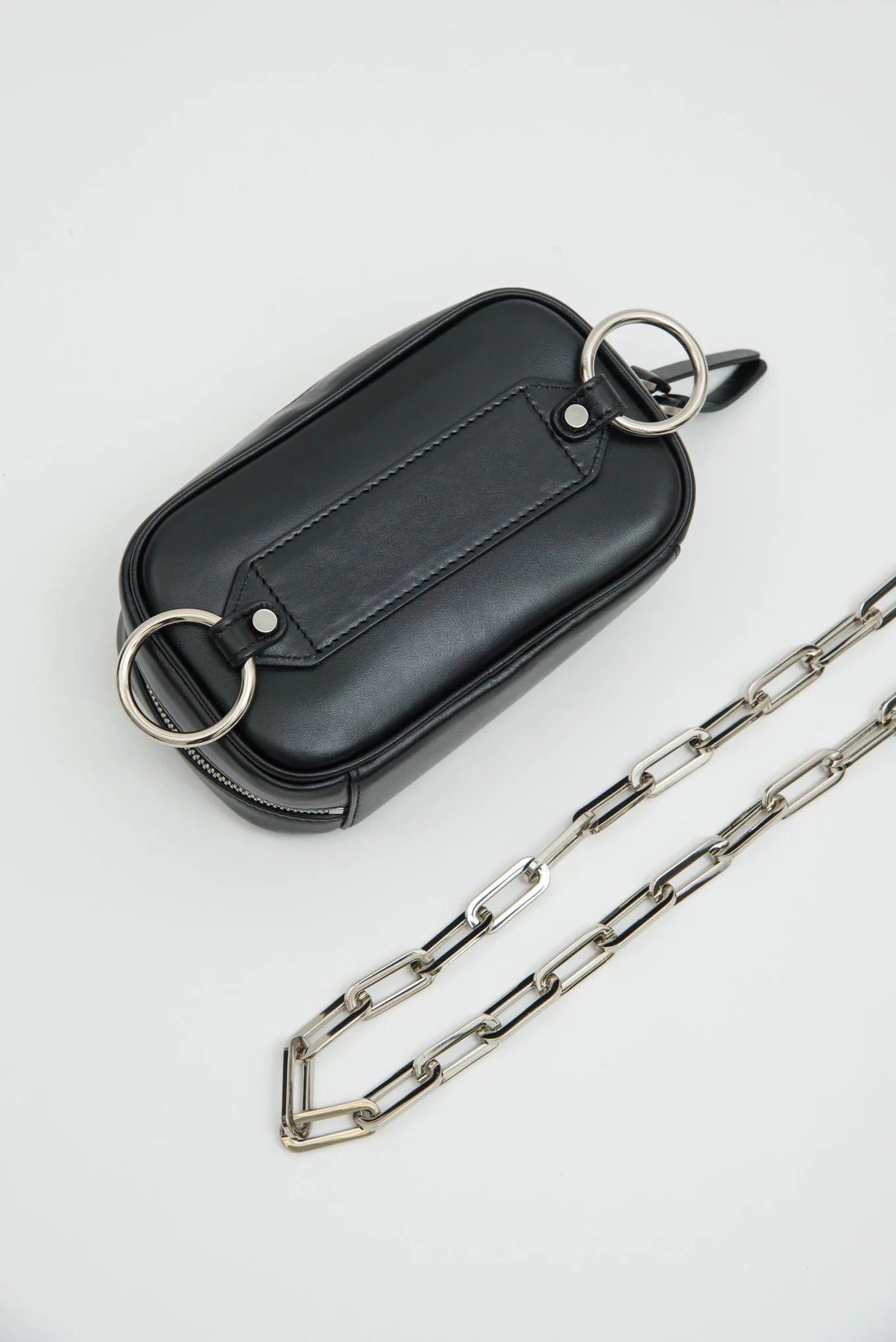 Black Leather Chain Pouch - Image 4