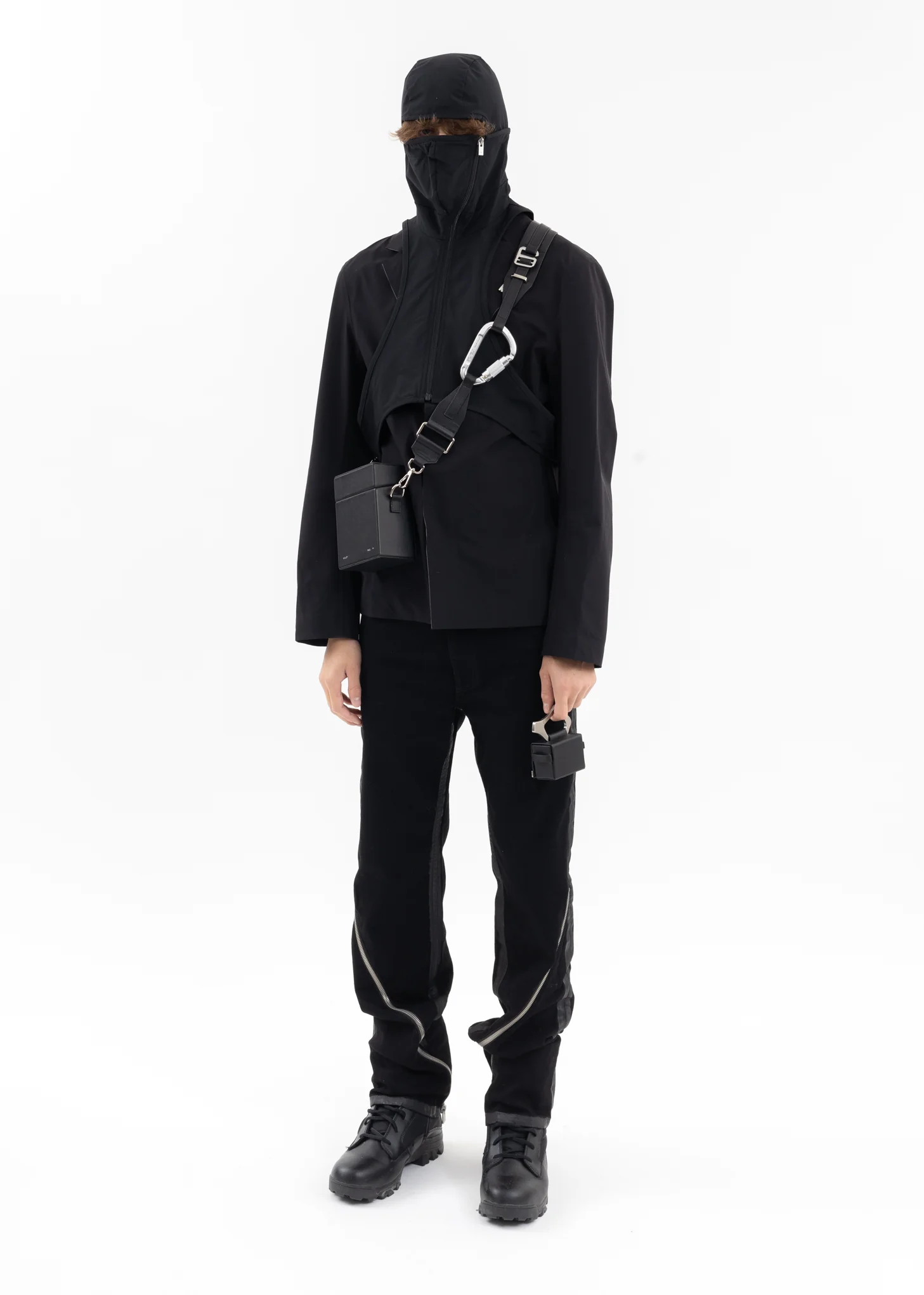 BLACK LEATHER STRAP BOX BAG - Image 4