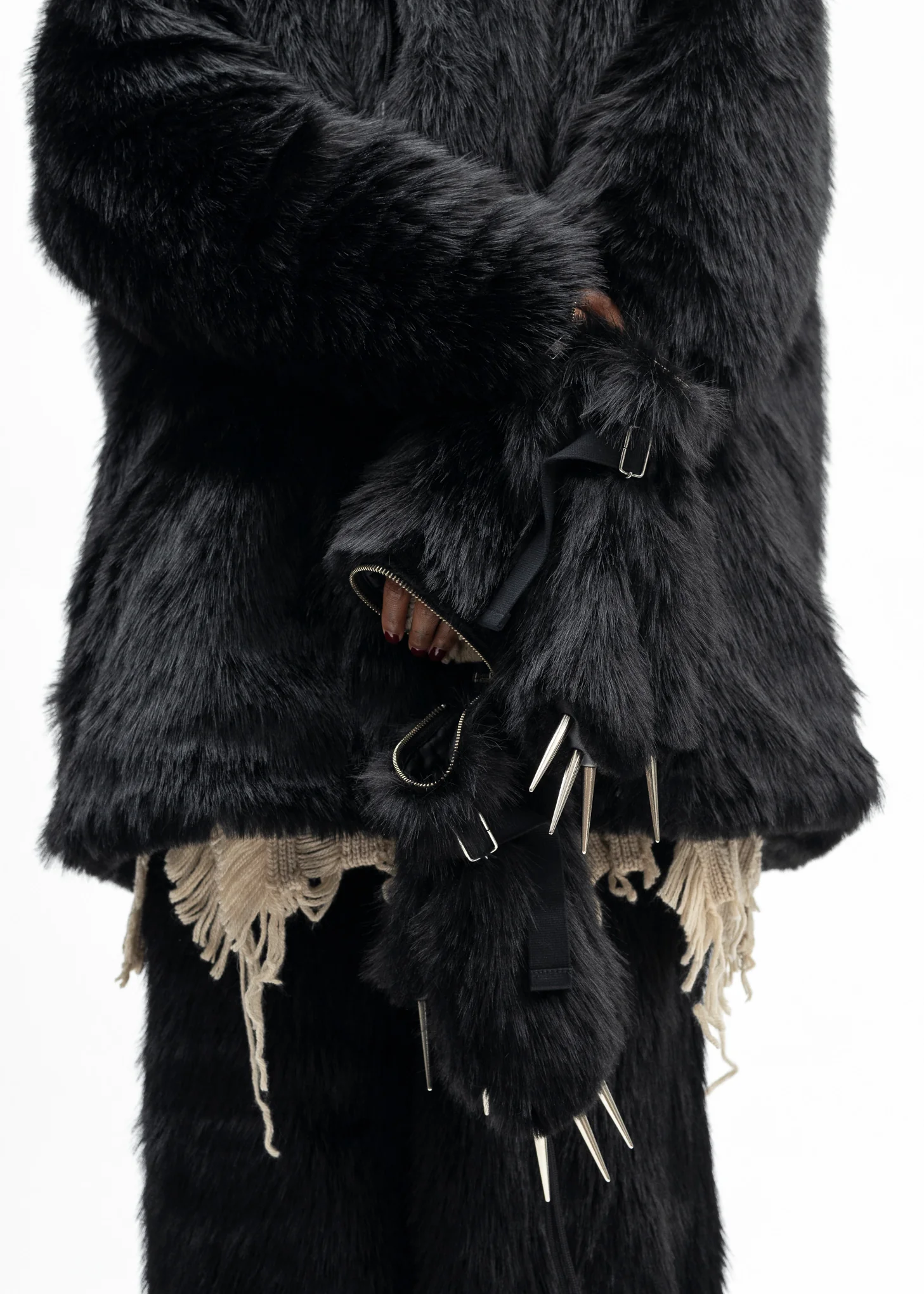 BLACK FAUX-FUR DEVIL JACKET - Image 2