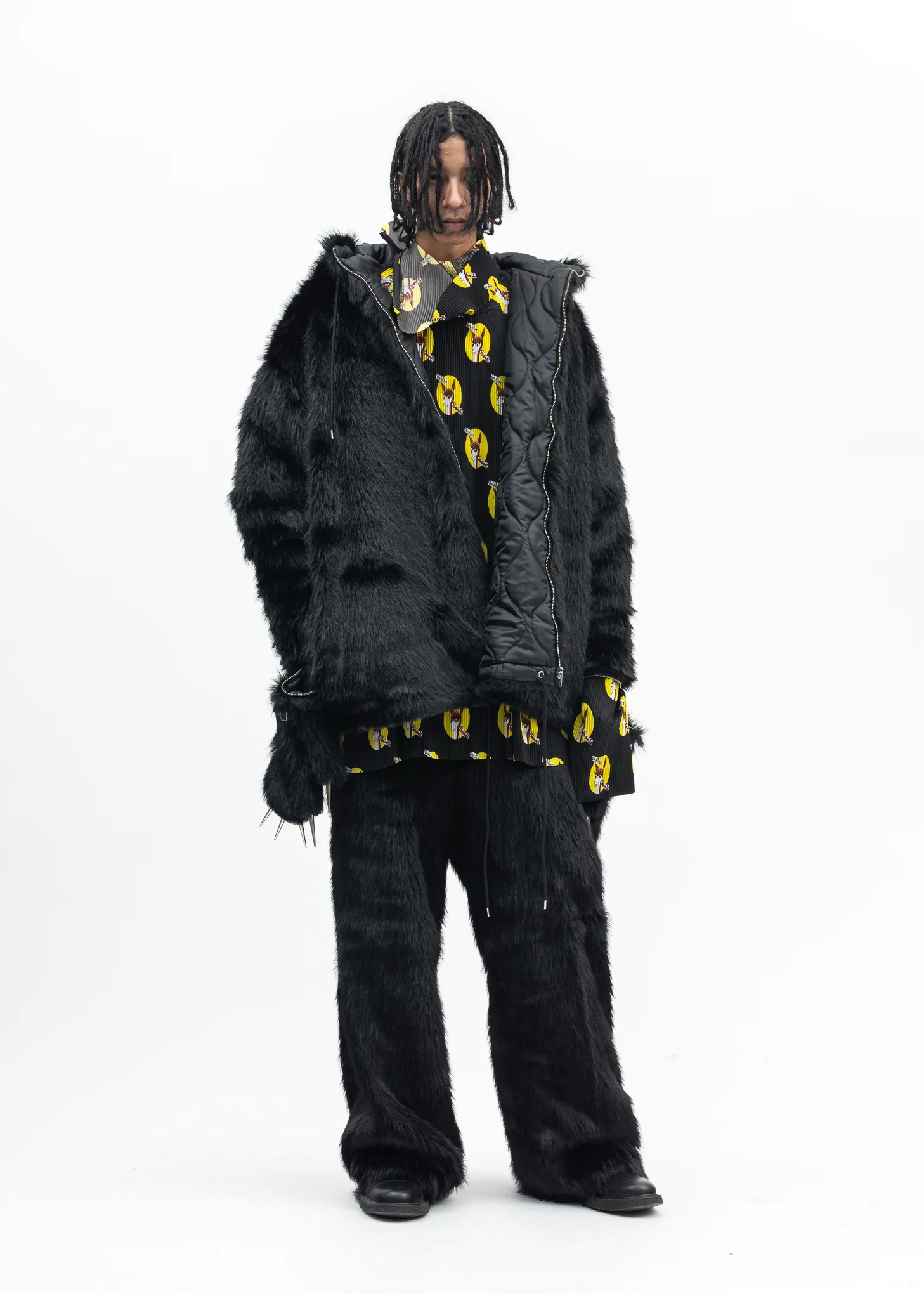 BLACK FAUX-FUR DEVIL JACKET - Image 11