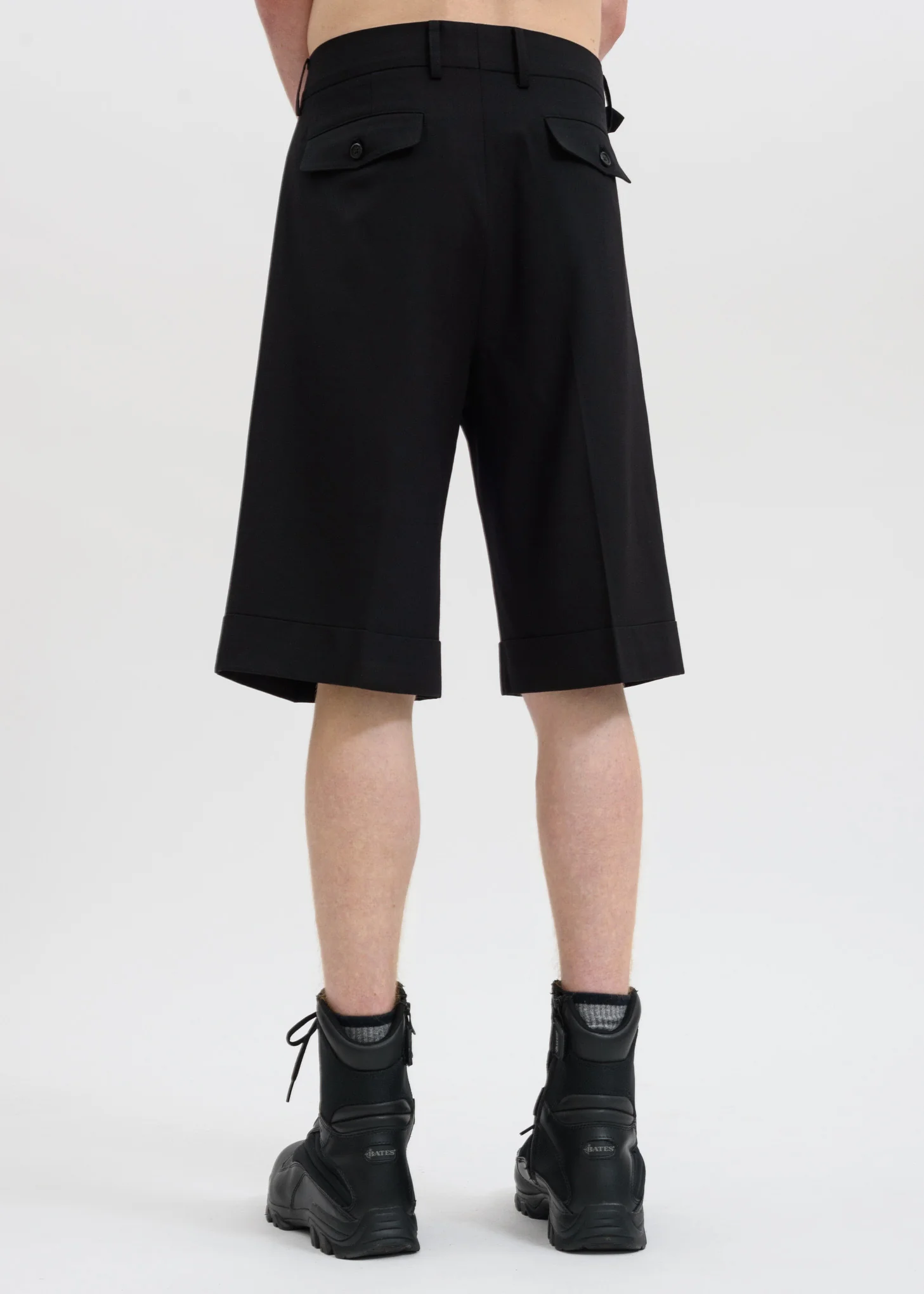 Black Light Wool Shorts - Image 2