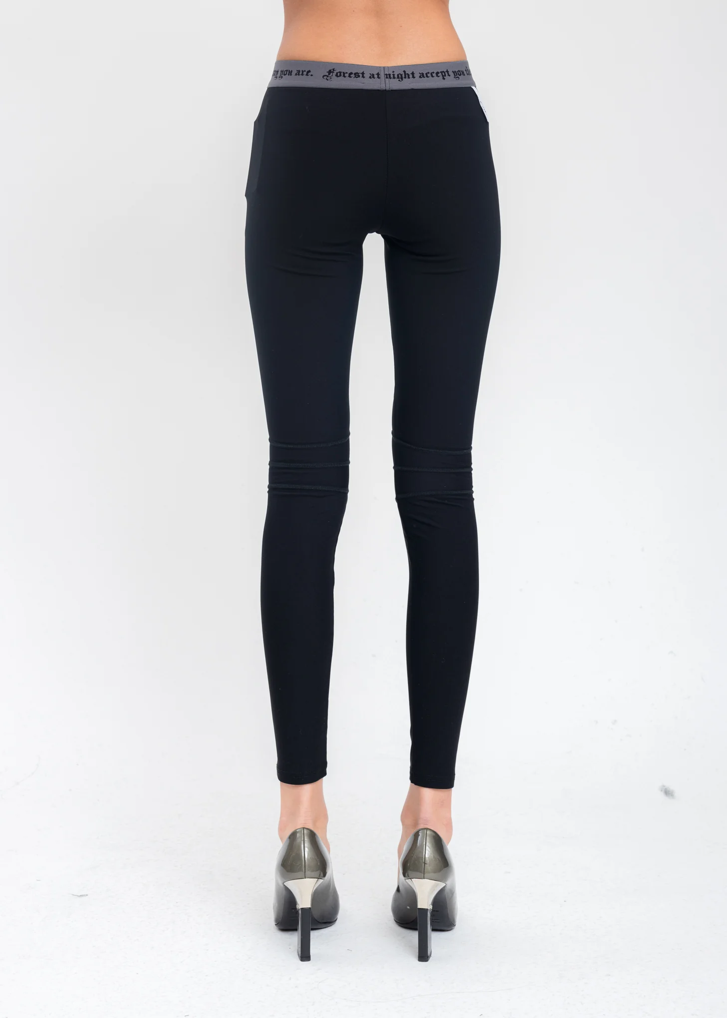 Black Line Legging - Image 3