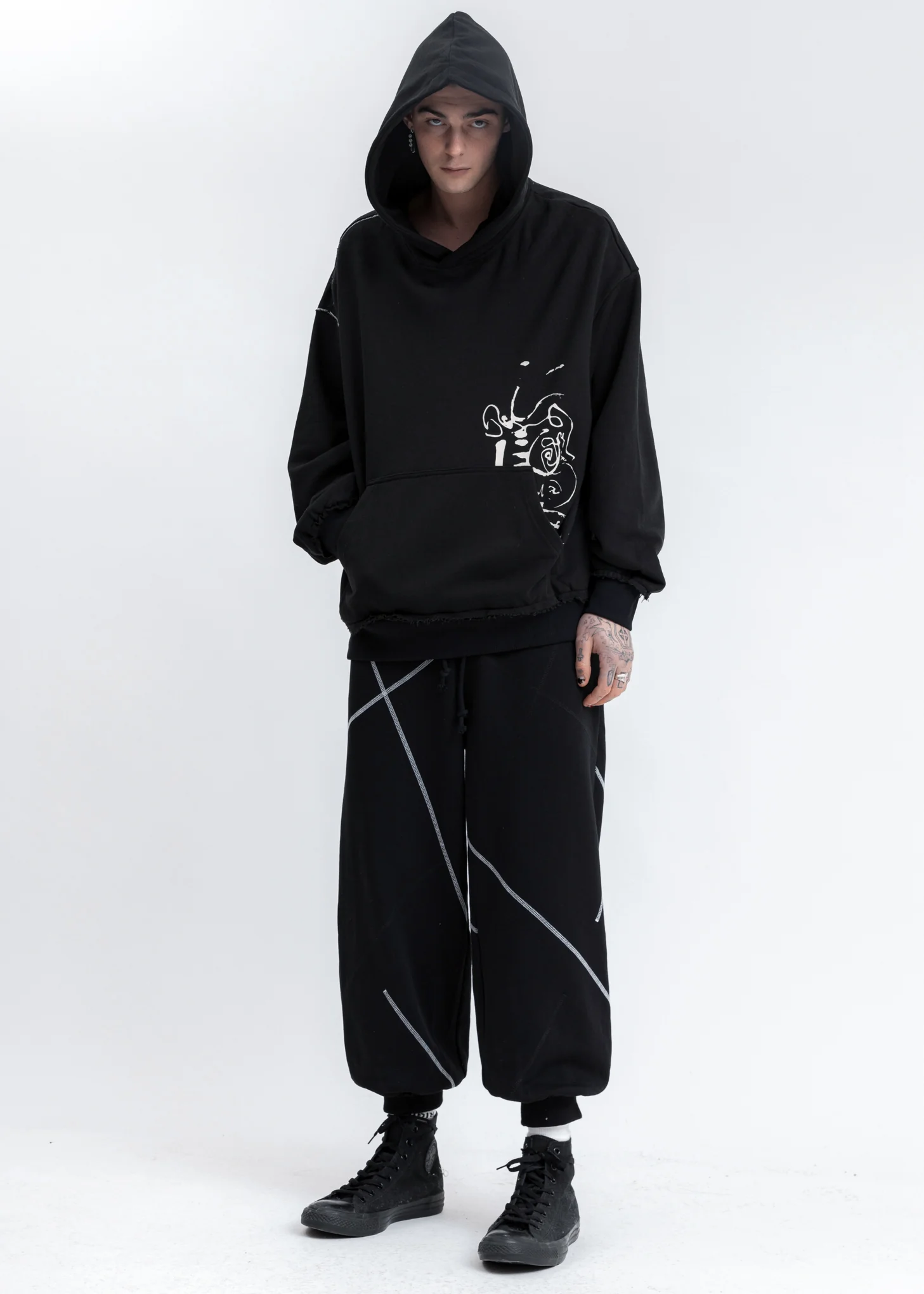 Black â€˜LINELLAE PT. 5â€™ Hoodie - Image 6