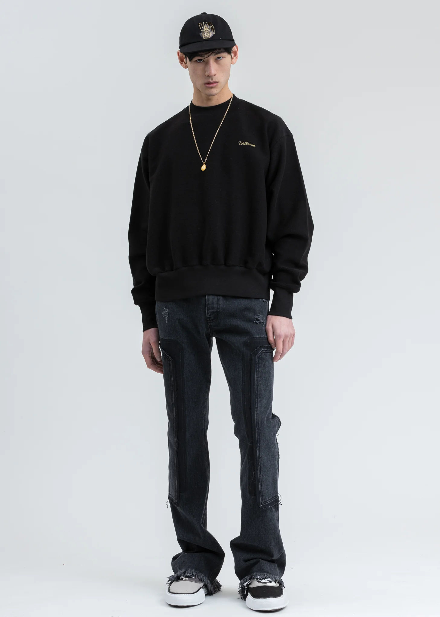 Black Logo Embroidery Sweatshirt - Image 6