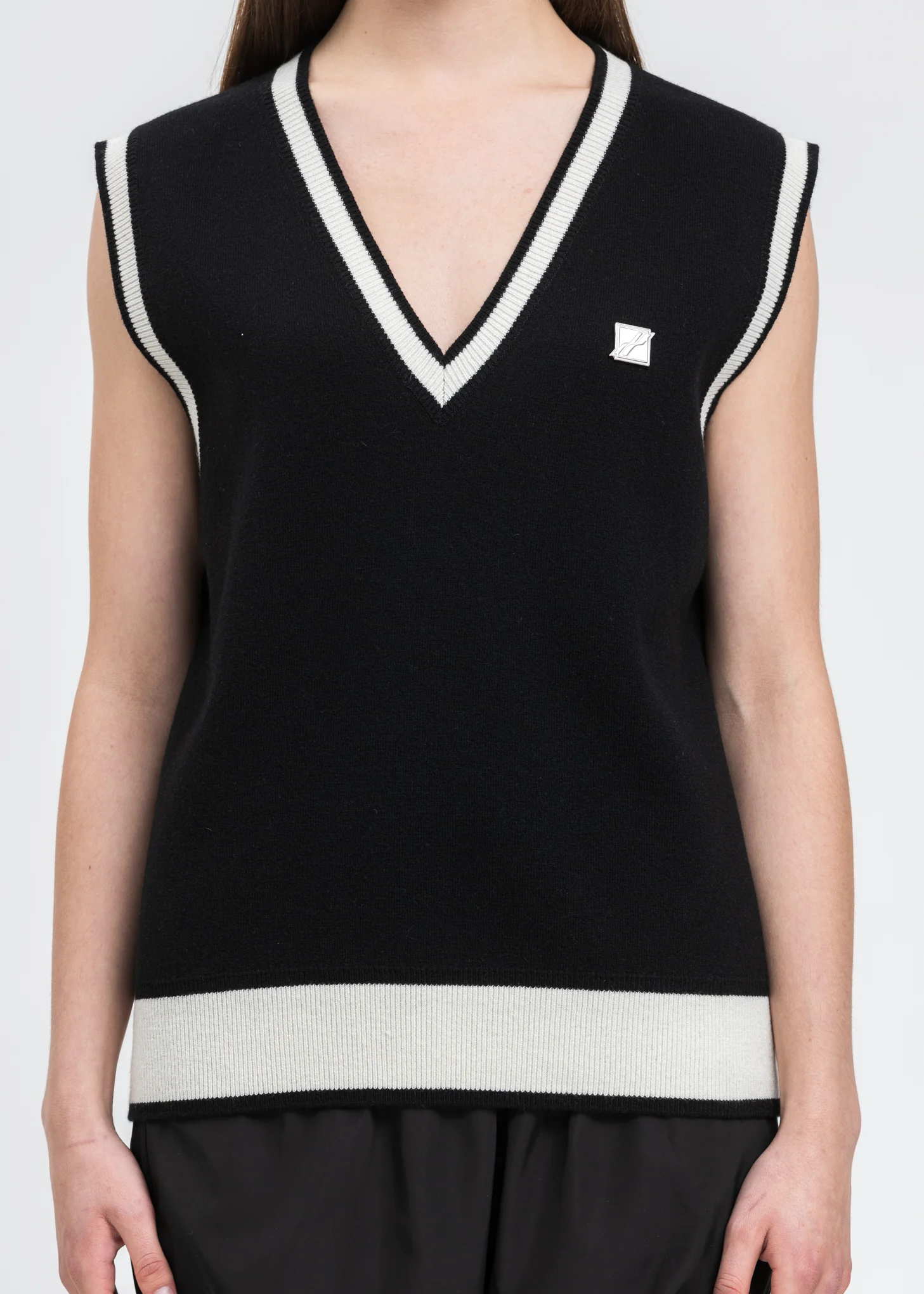 Black Logo Metal Detail Knit Vest - Image 3