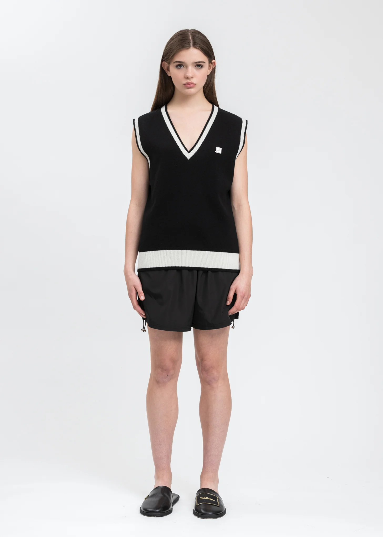Black Logo Metal Detail Knit Vest - Image 5