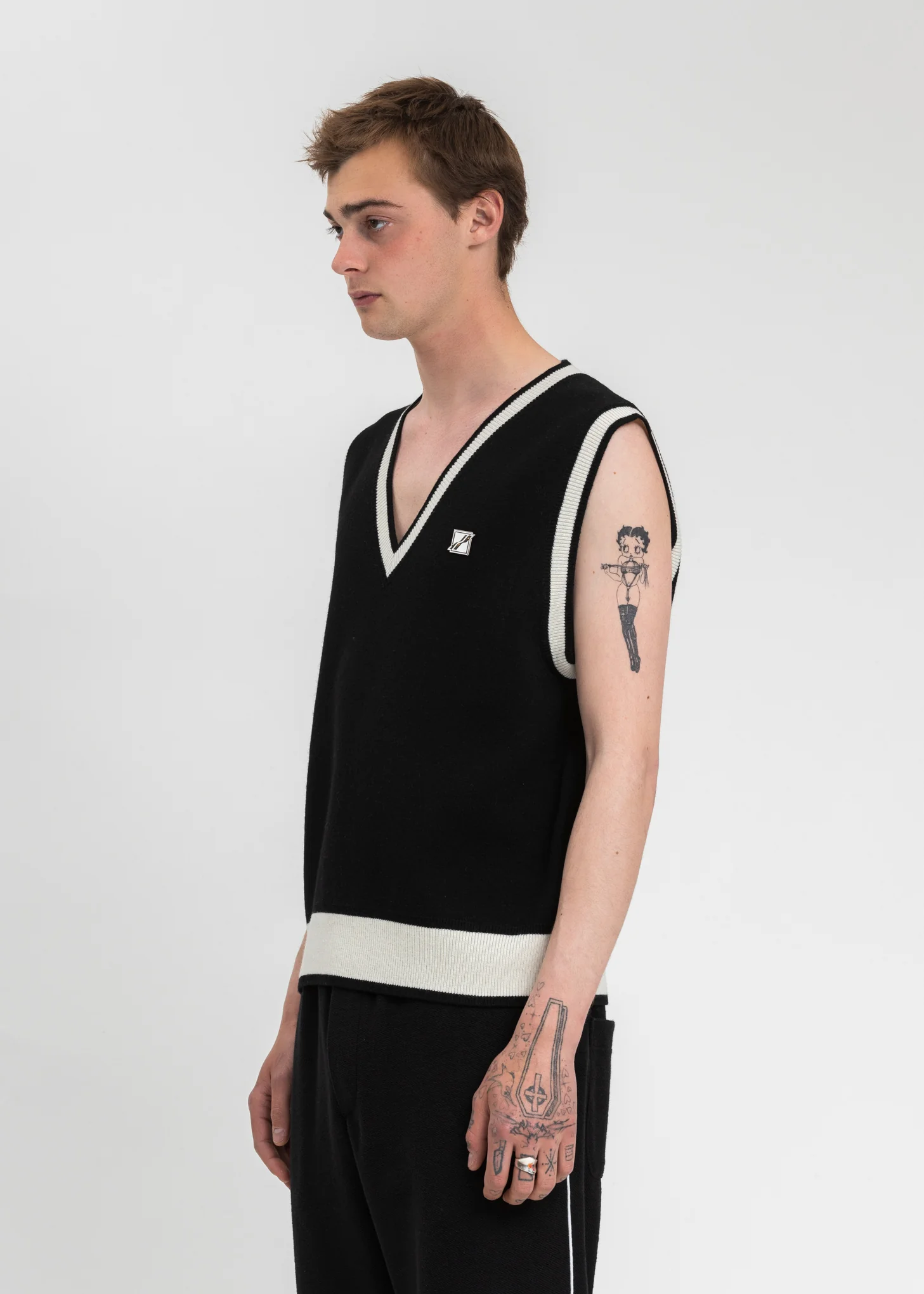 Black Logo Metal Detail Knit Vest - Image 3