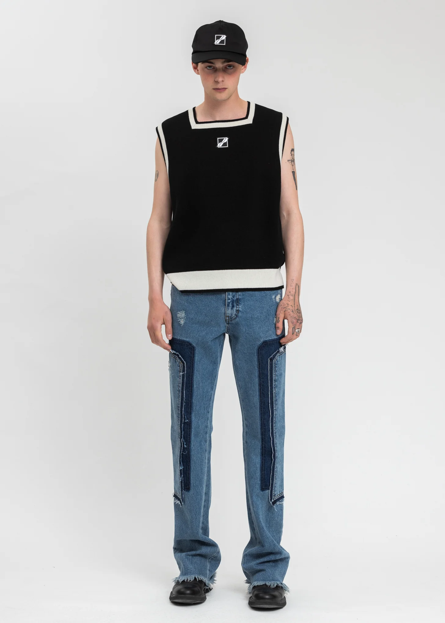 Black Logo Patched Square Neck Vest - Image 7