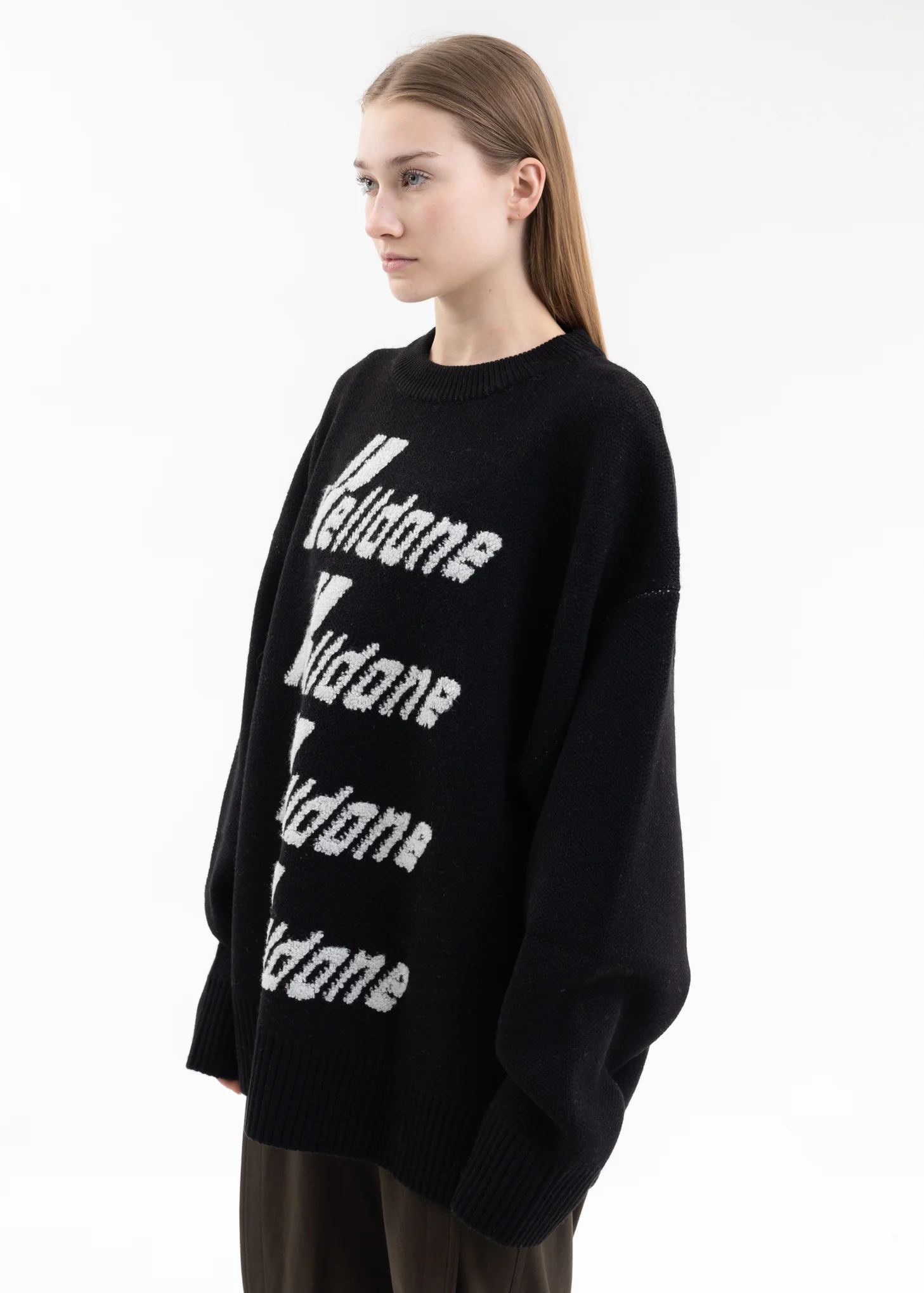 BLACK LOGO PILE KNIT SWEATER - Image 3