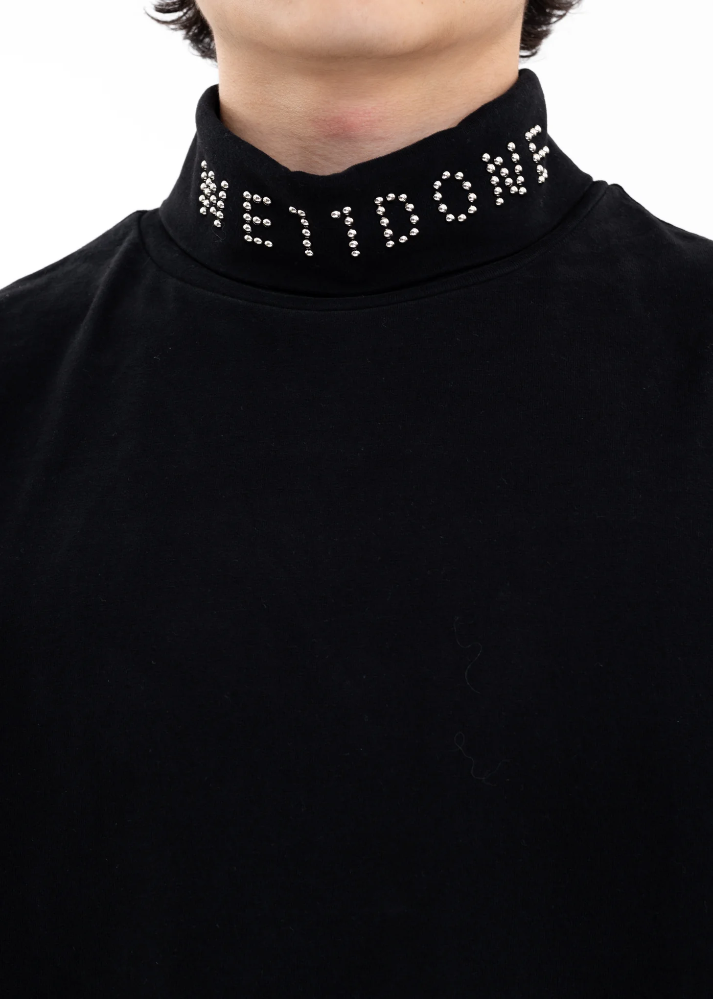 BLACK LOGO ROLL NECK LONG-SLEEVED T-SHIRT - Image 2