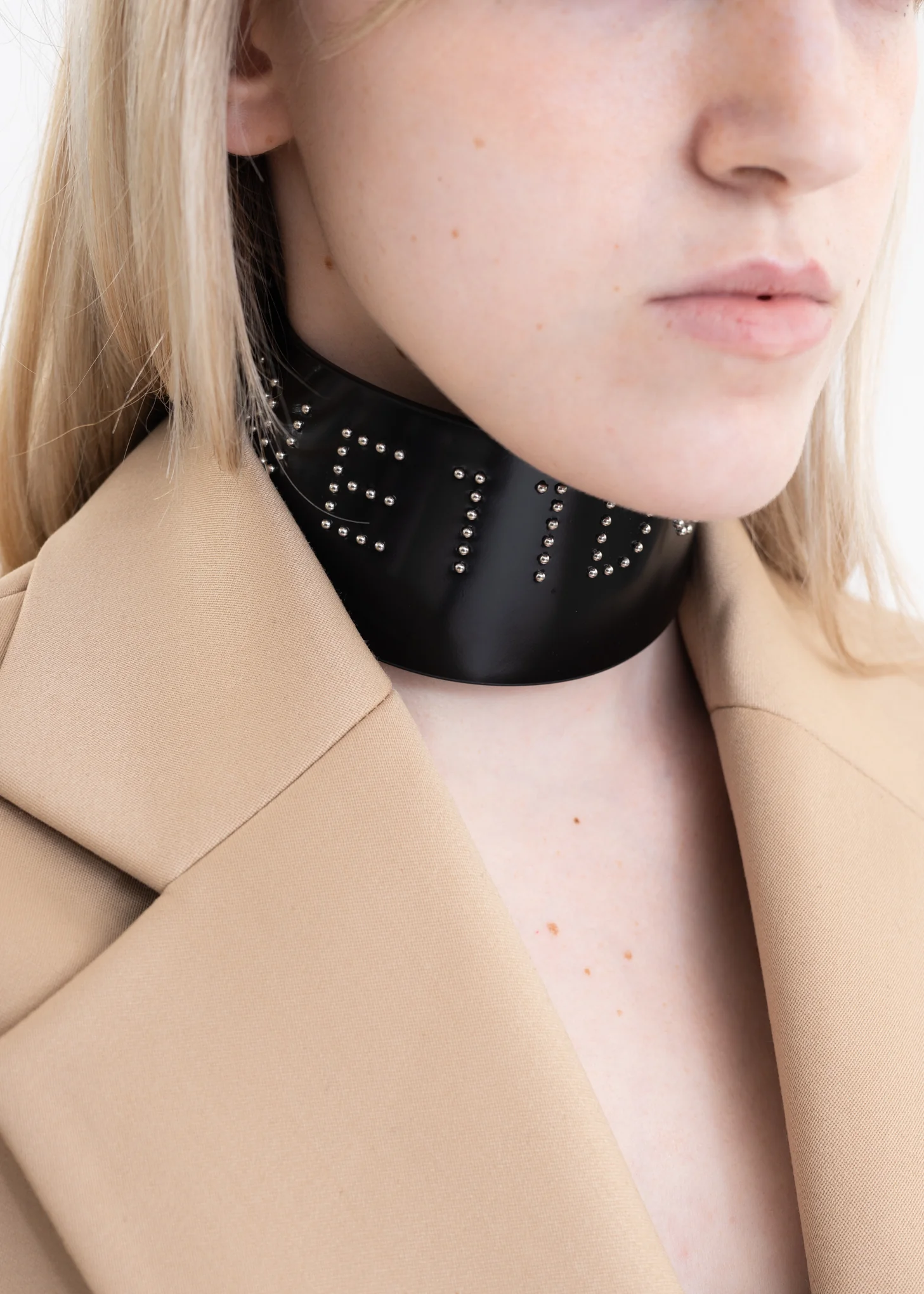 BLACK LOGO STUD WIDE DOUBLE BUCKLE CHOKER - Image 3